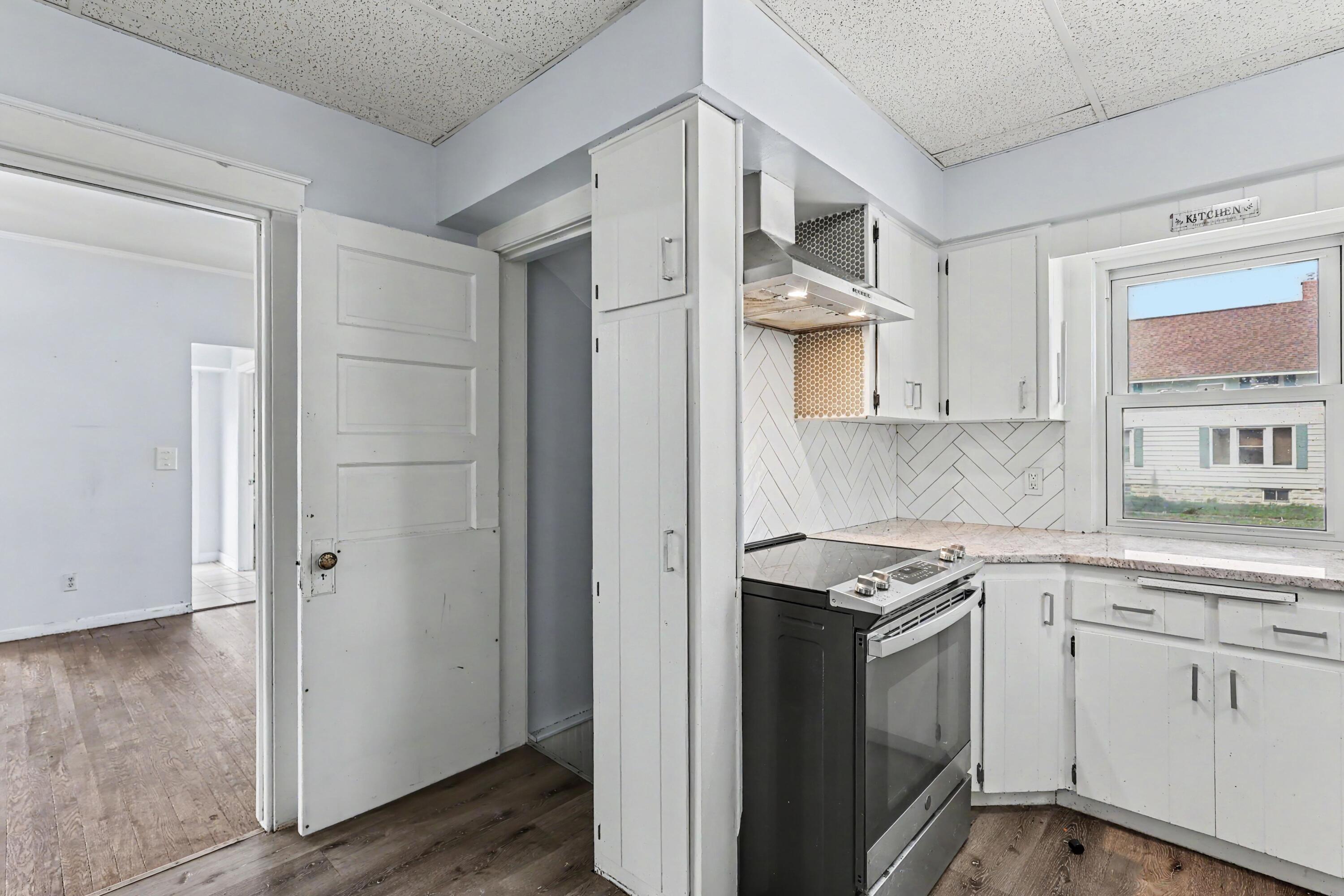 2258 Lincoln Street