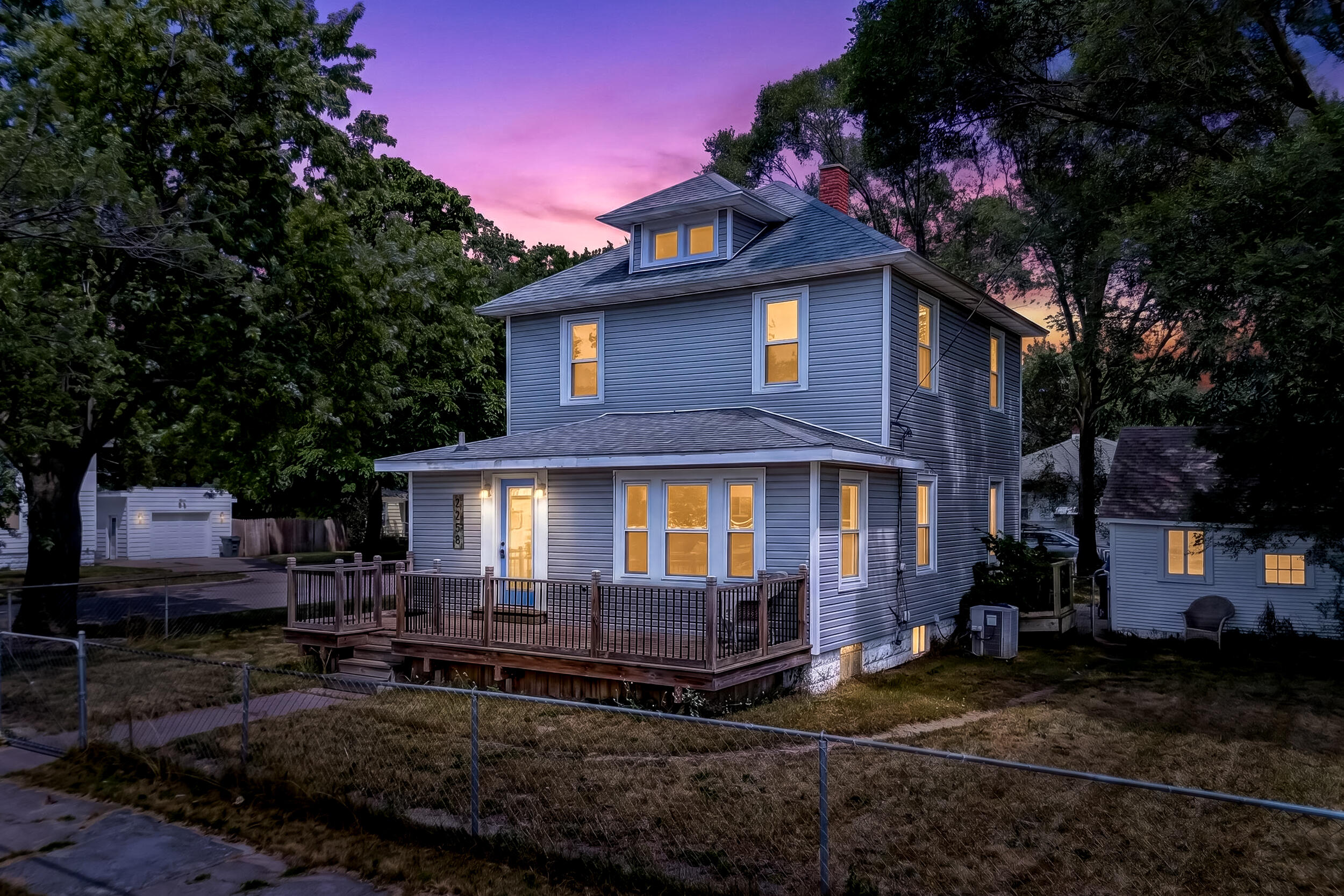 2258 Lincoln Street