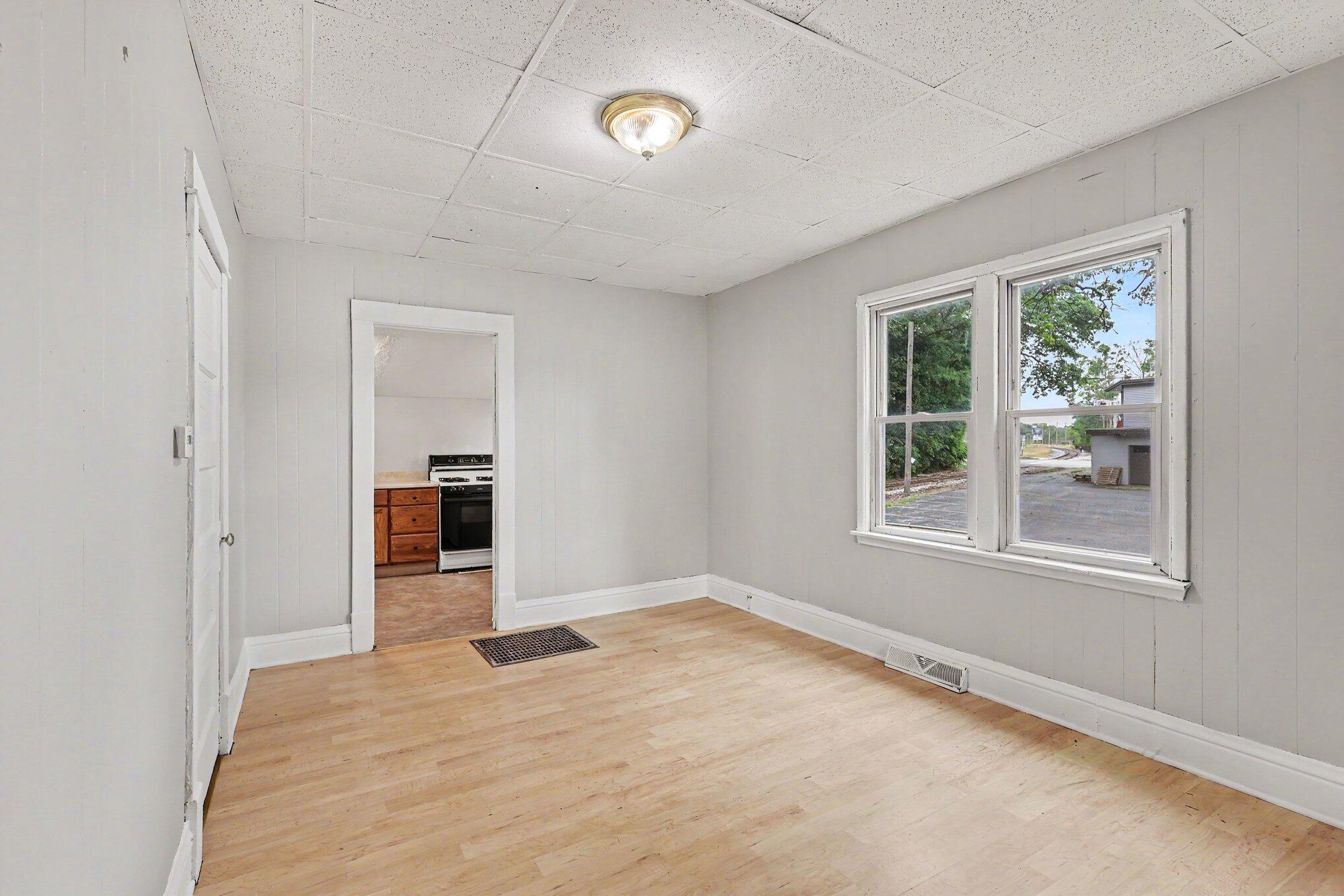1768 Henry Street