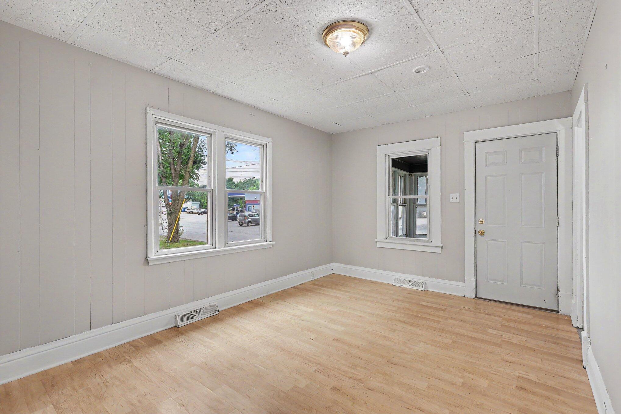 1768 Henry Street