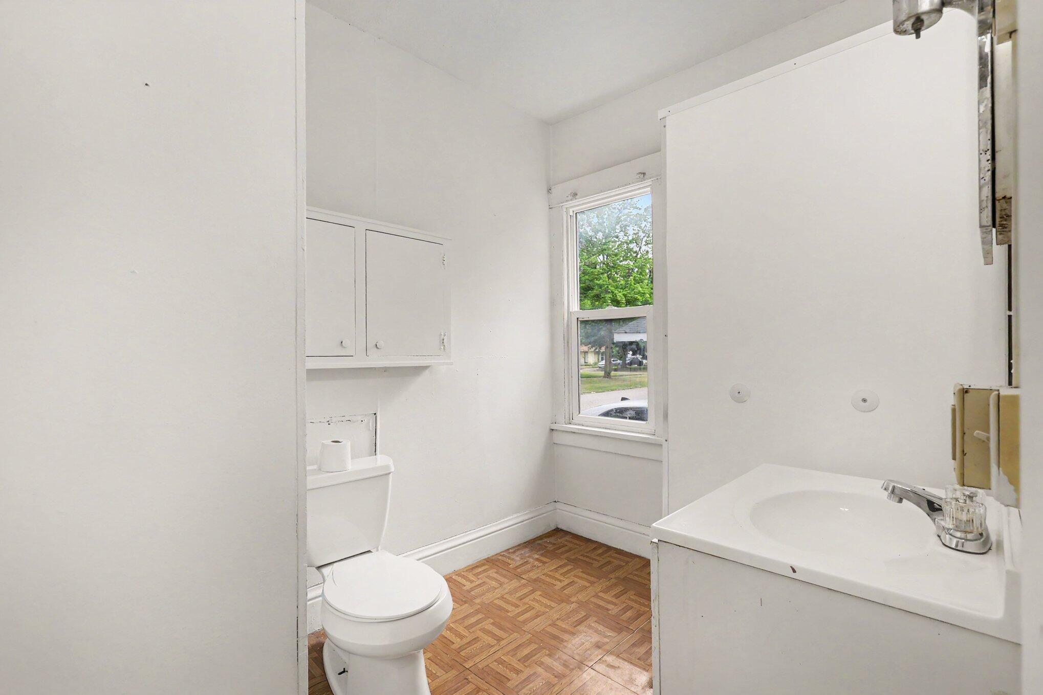 1768 Henry Street