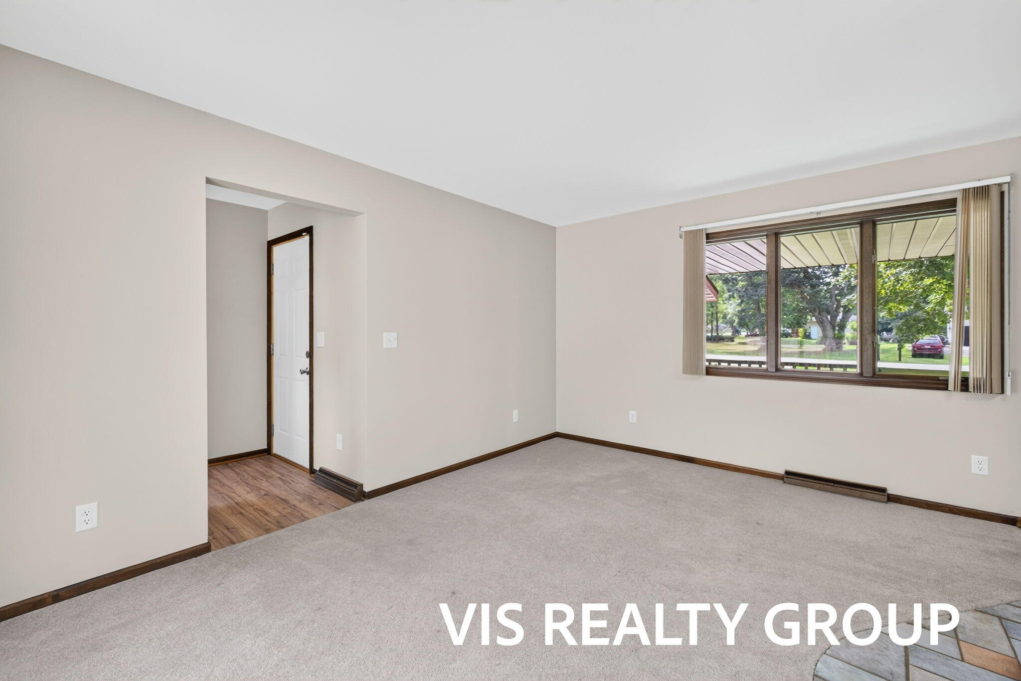 7645 Carefree Drive