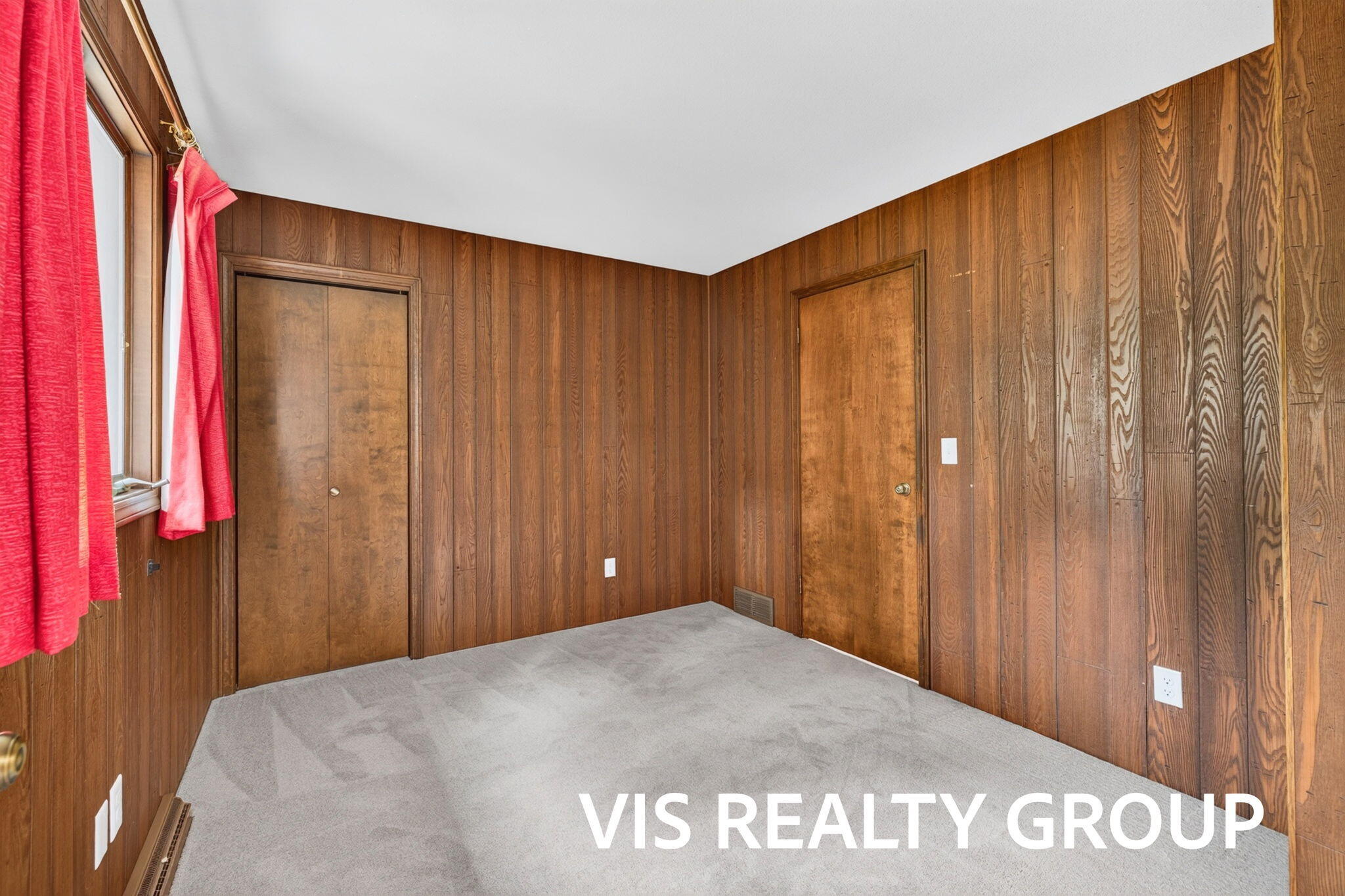 7645 Carefree Drive