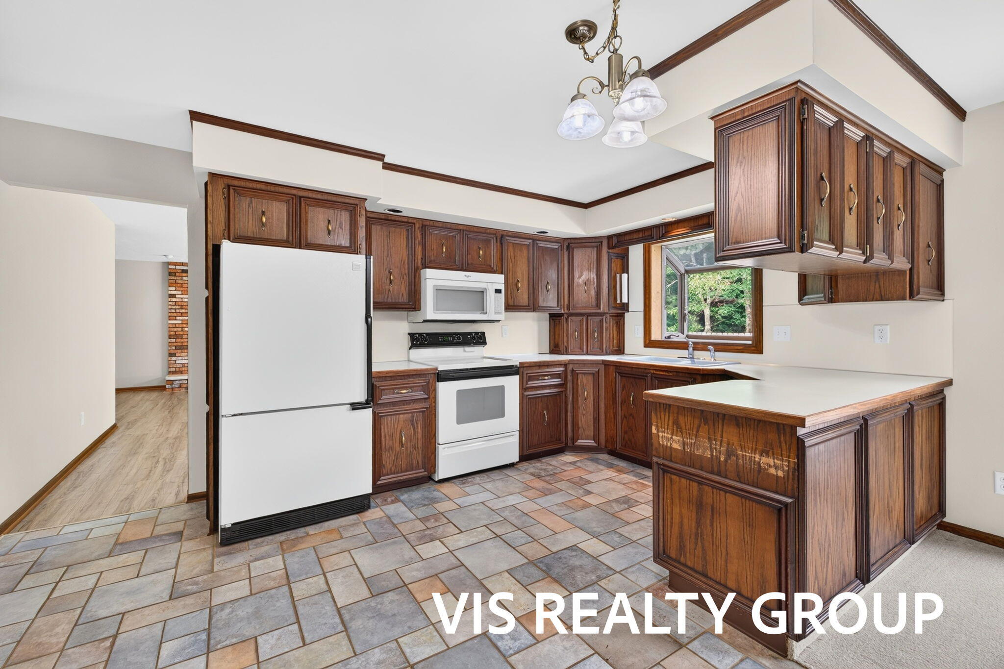 7645 Carefree Drive