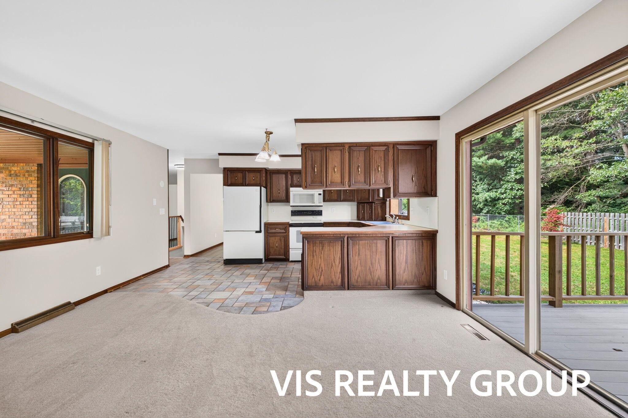 7645 Carefree Drive