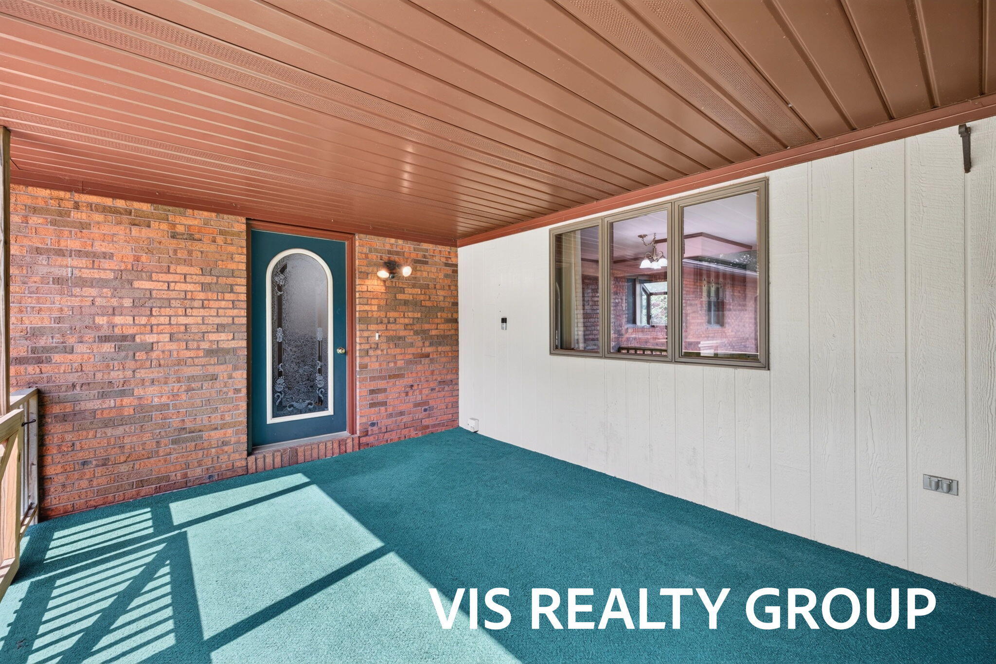 7645 Carefree Drive