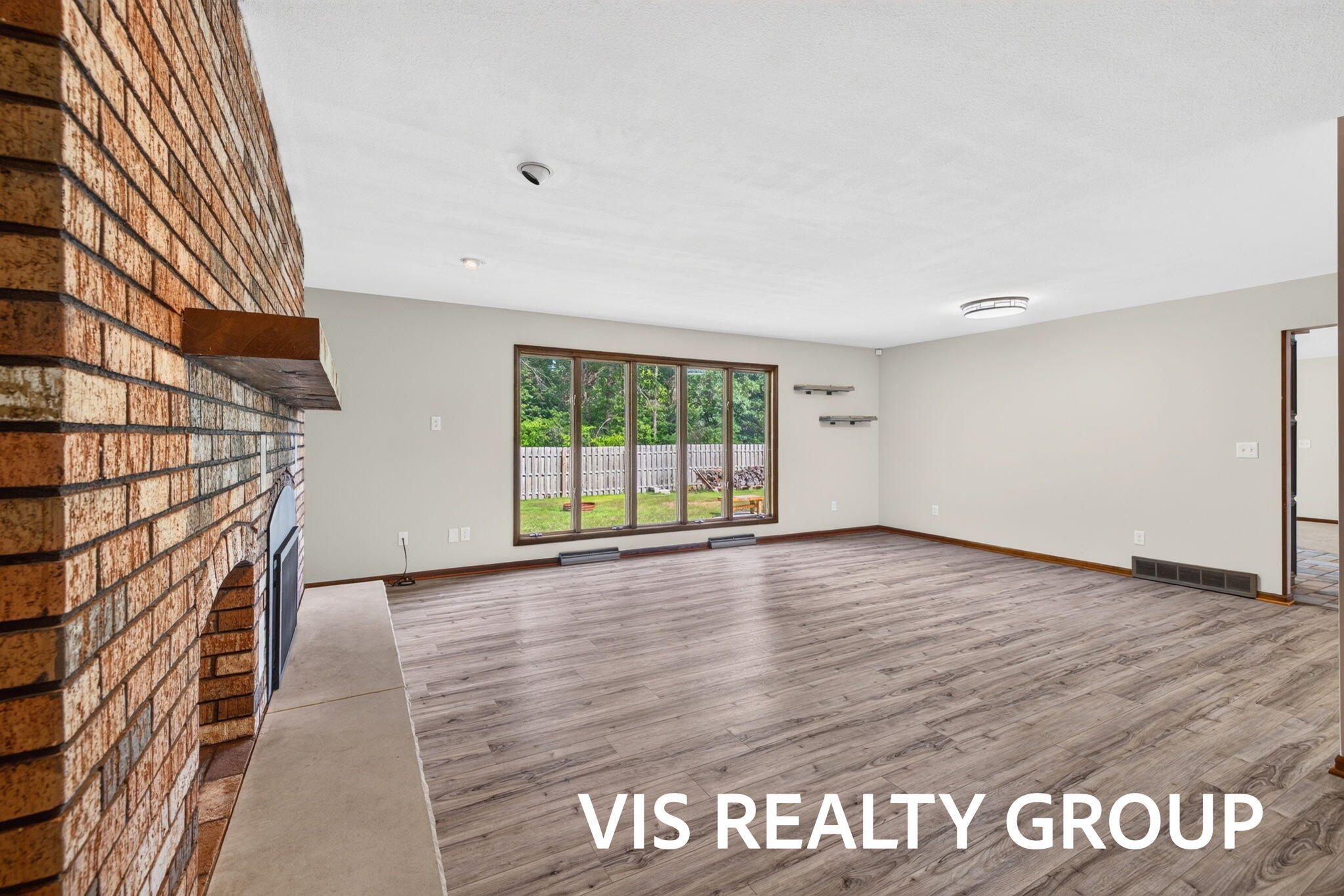 7645 Carefree Drive