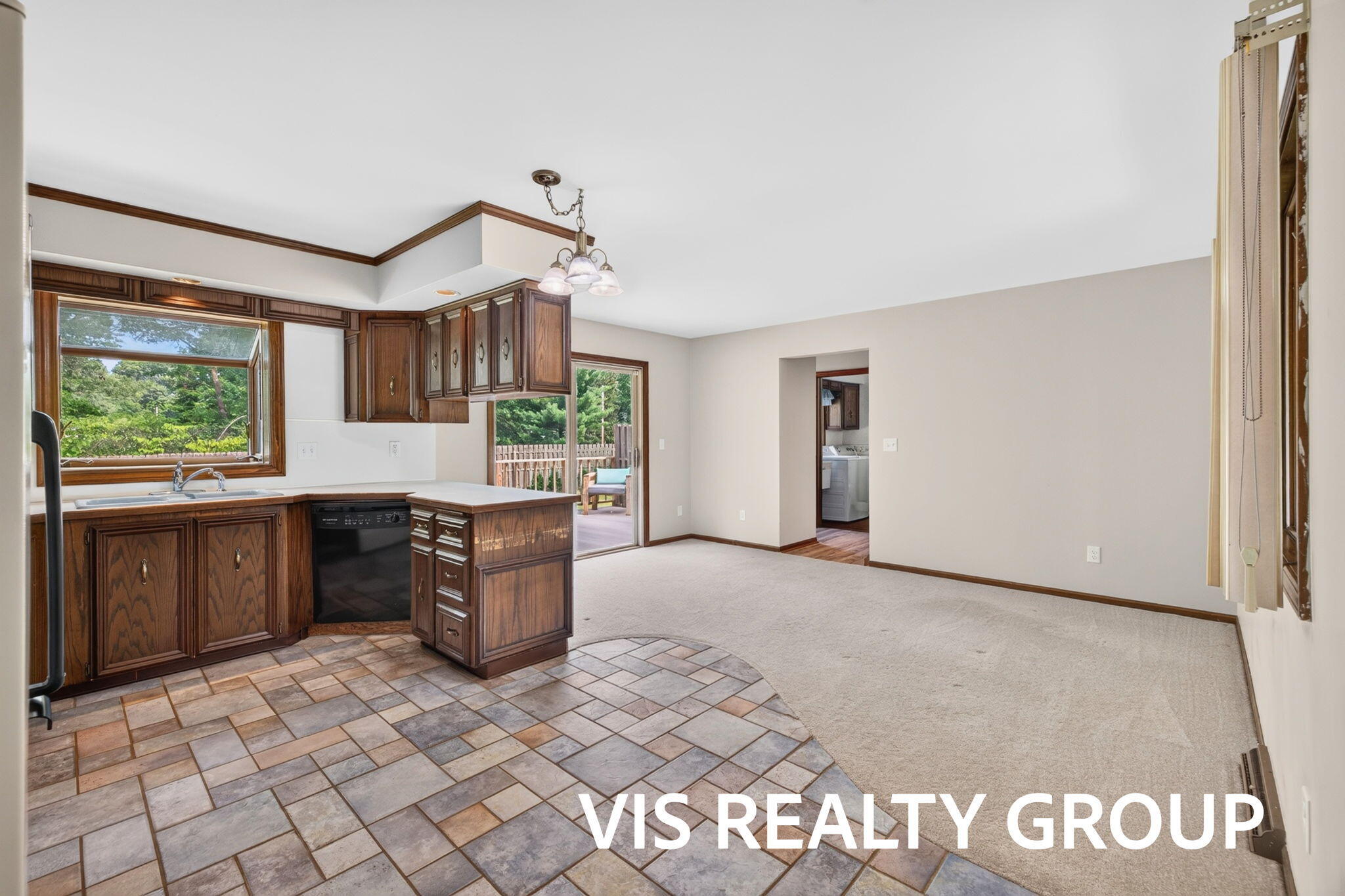 7645 Carefree Drive