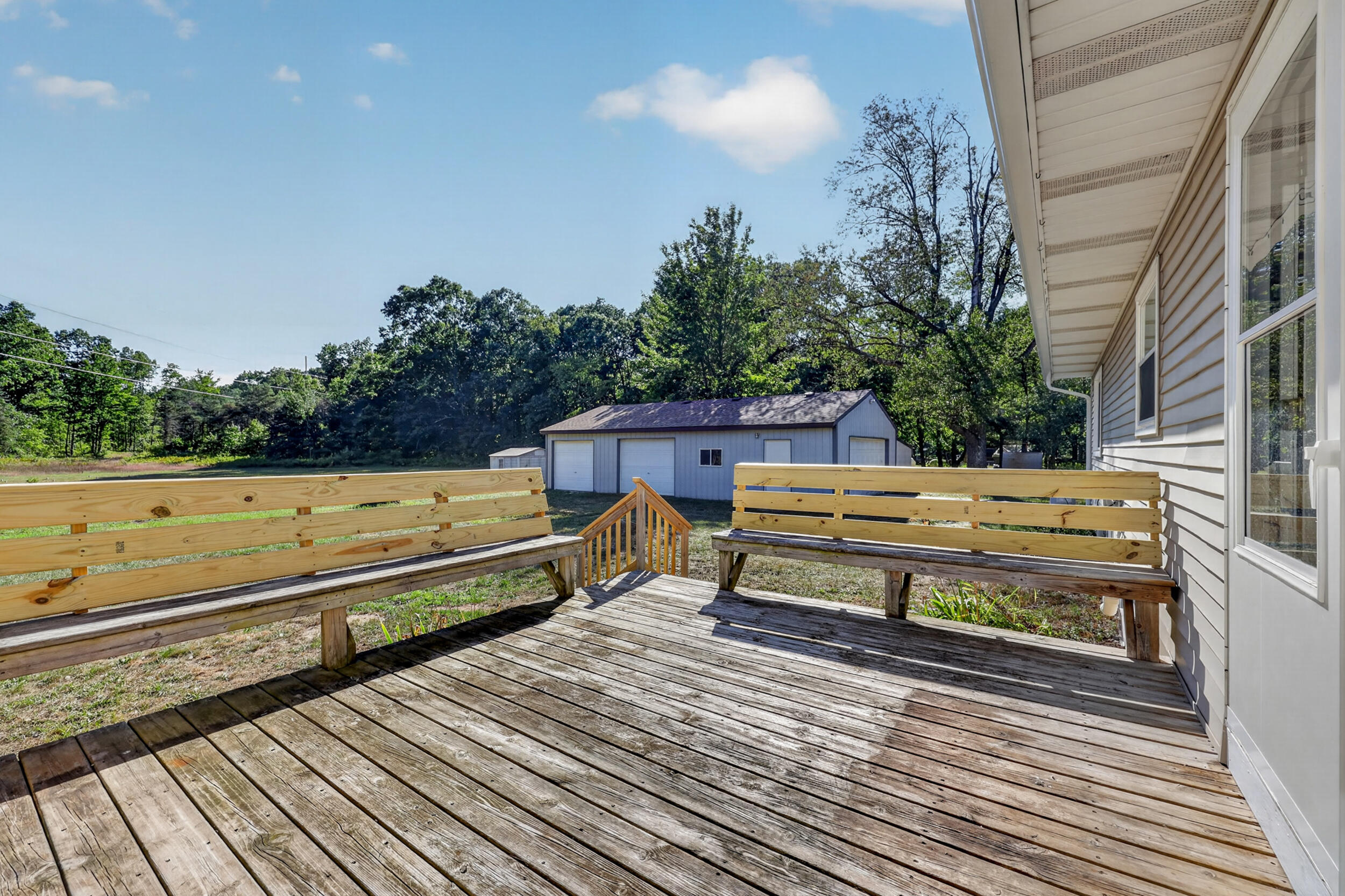2465 E Arthur Road