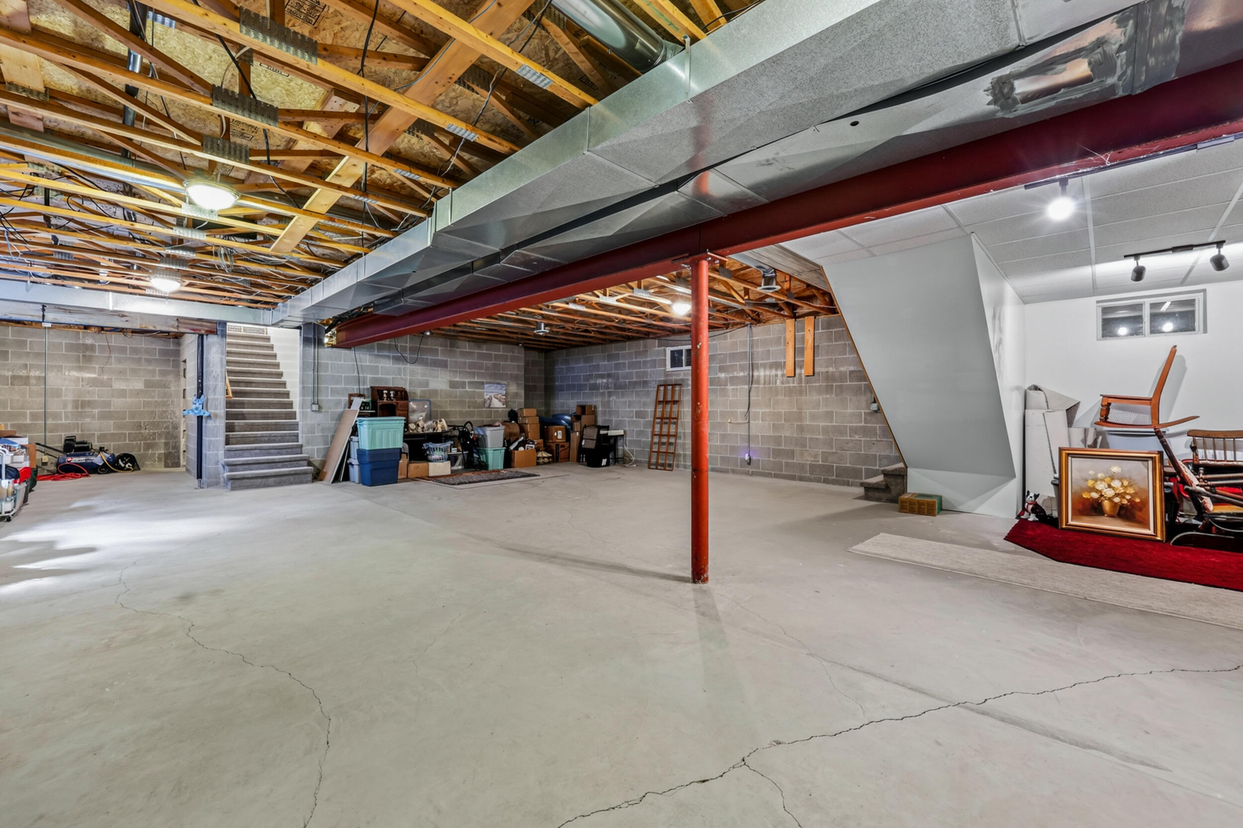 2690 E Raymond Road