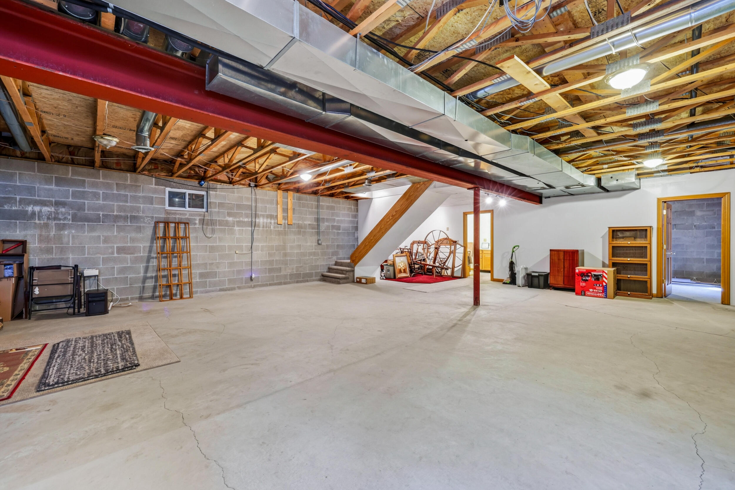 2690 E Raymond Road