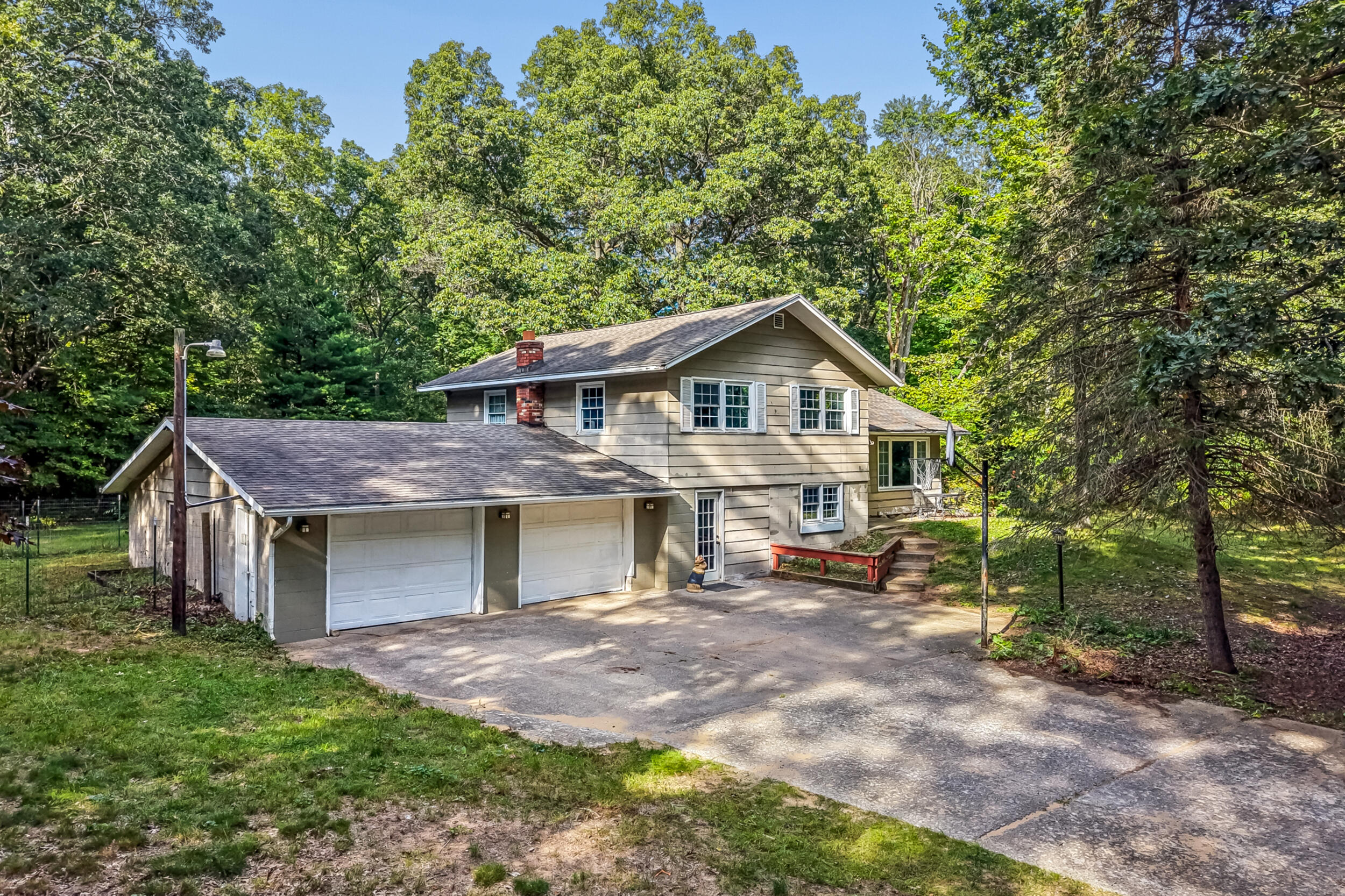3100 W Giles Road