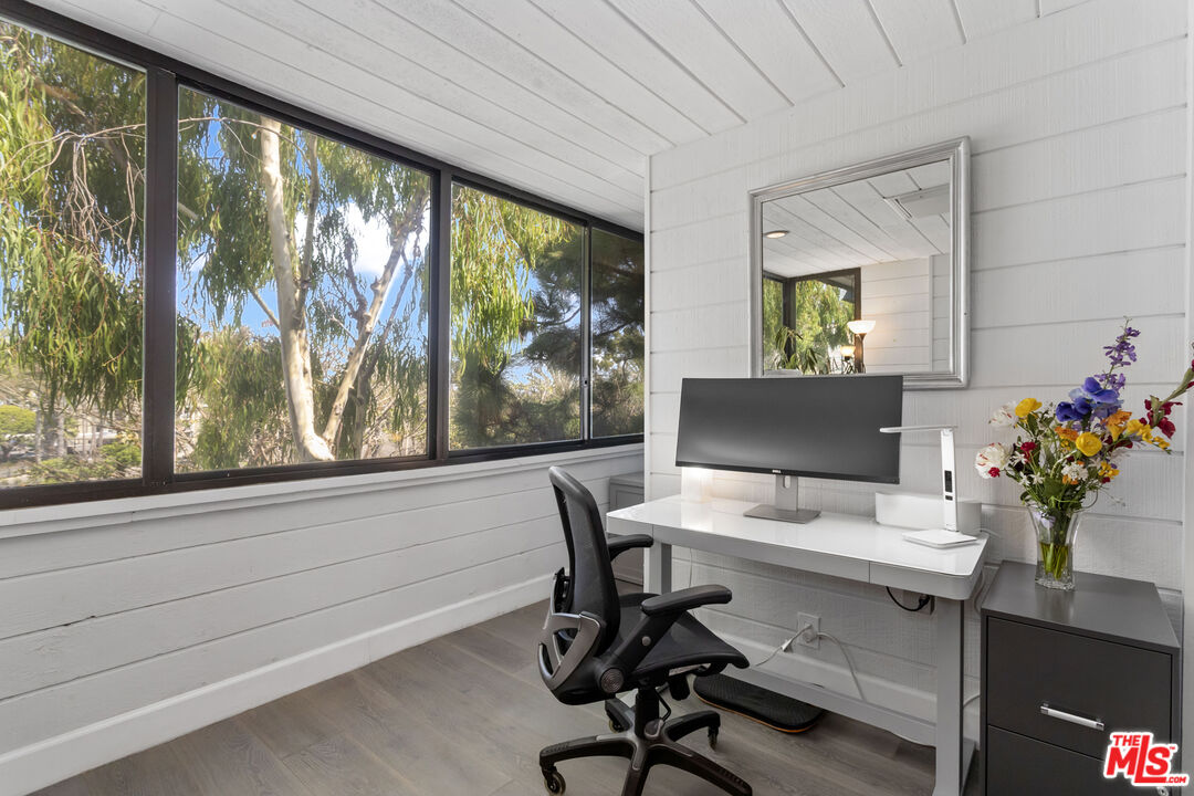 310 Tahiti Way Unit: 302