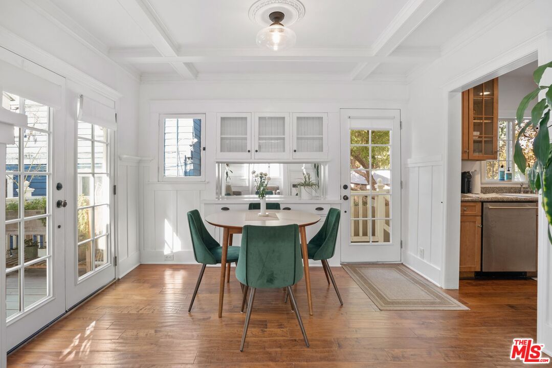 156 Fraser Ave