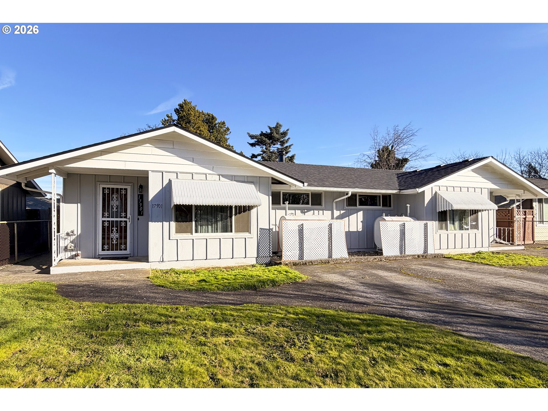 1790117903 NE WASCO ST