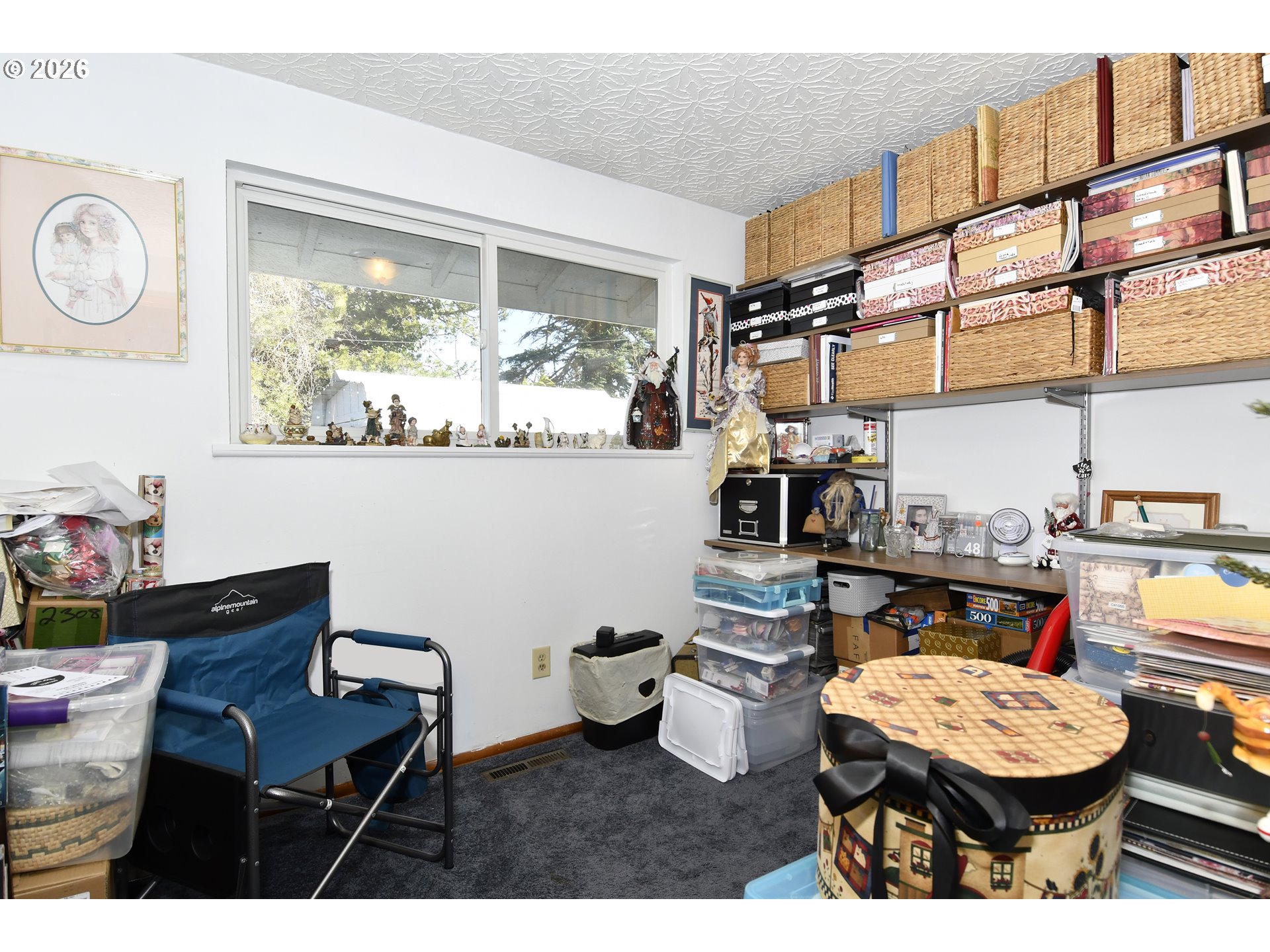 1790117903 NE WASCO ST