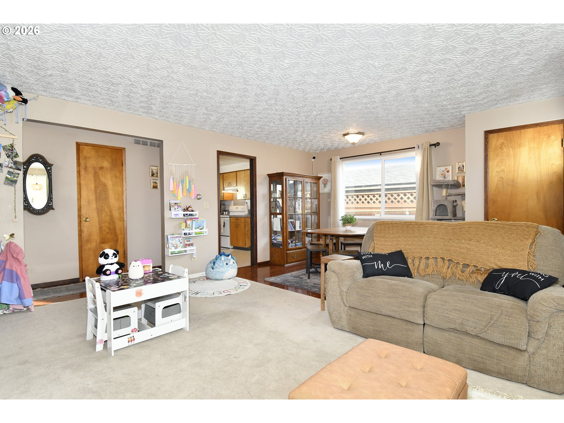 1790117903 NE WASCO ST