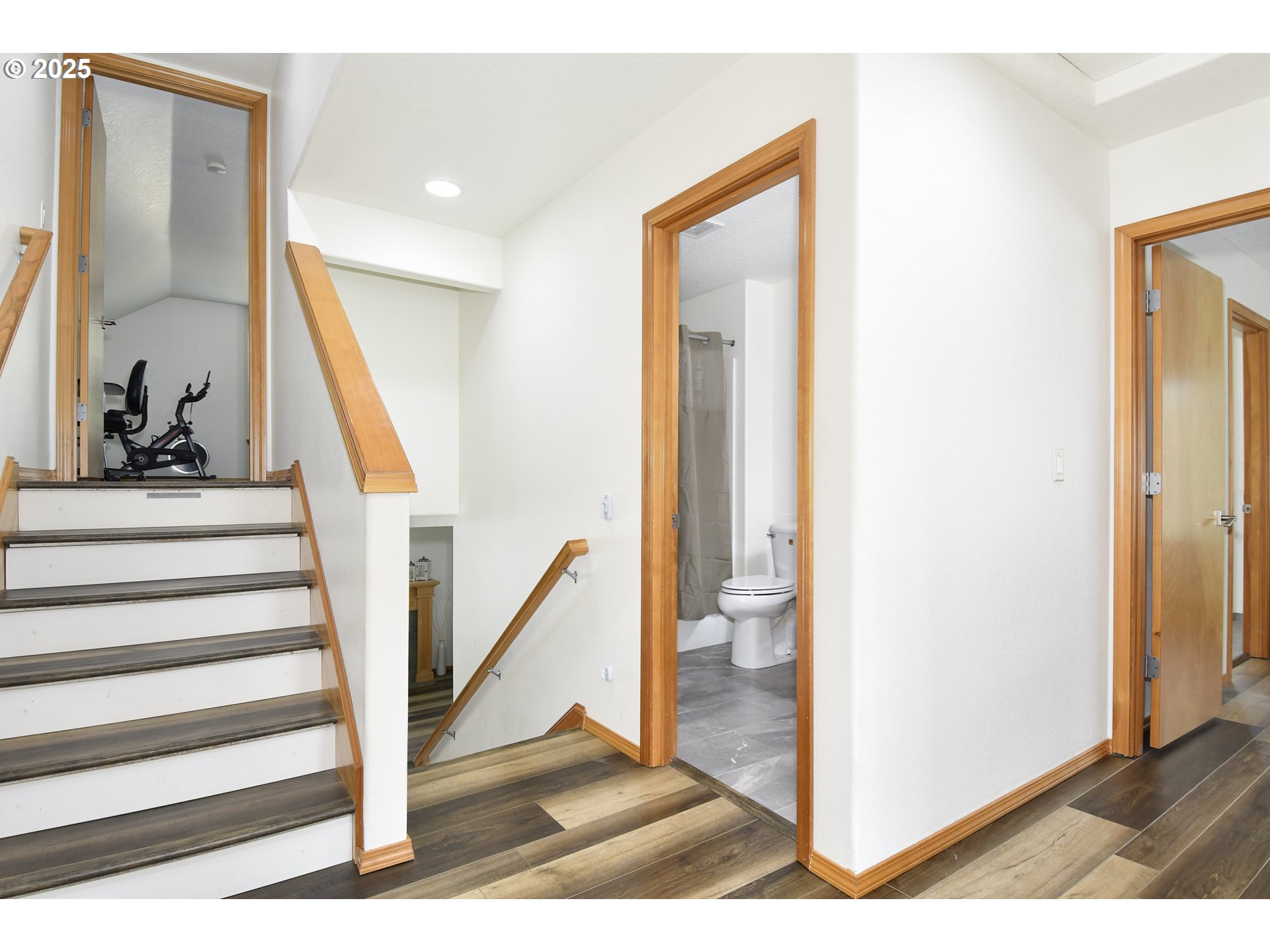 2036 NW WOODLAND DR, McMinnville