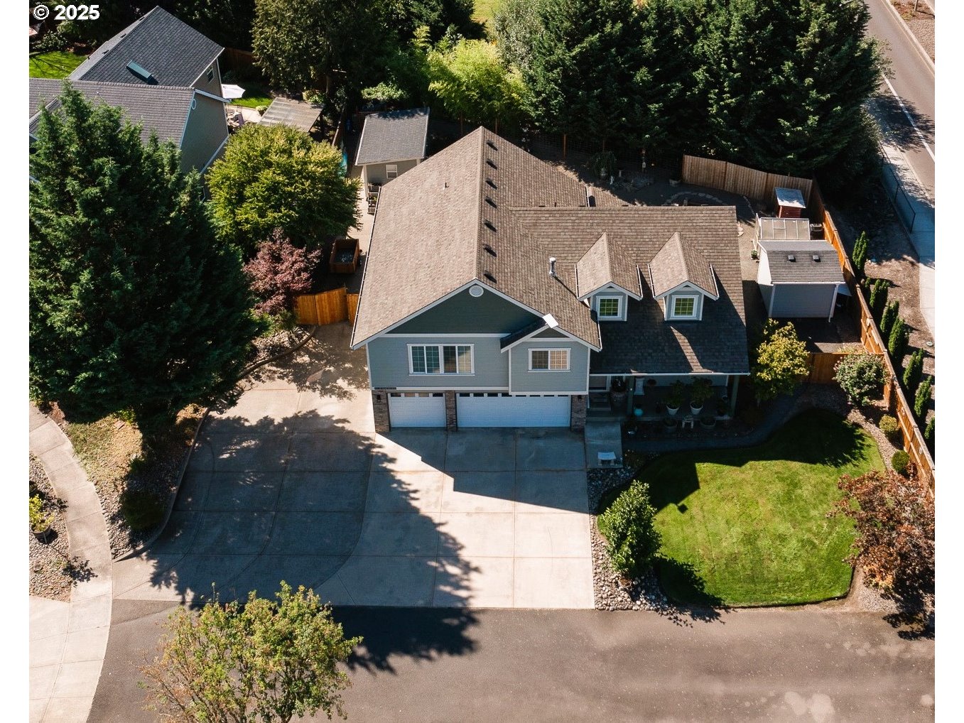 2036 NW WOODLAND DR, McMinnville