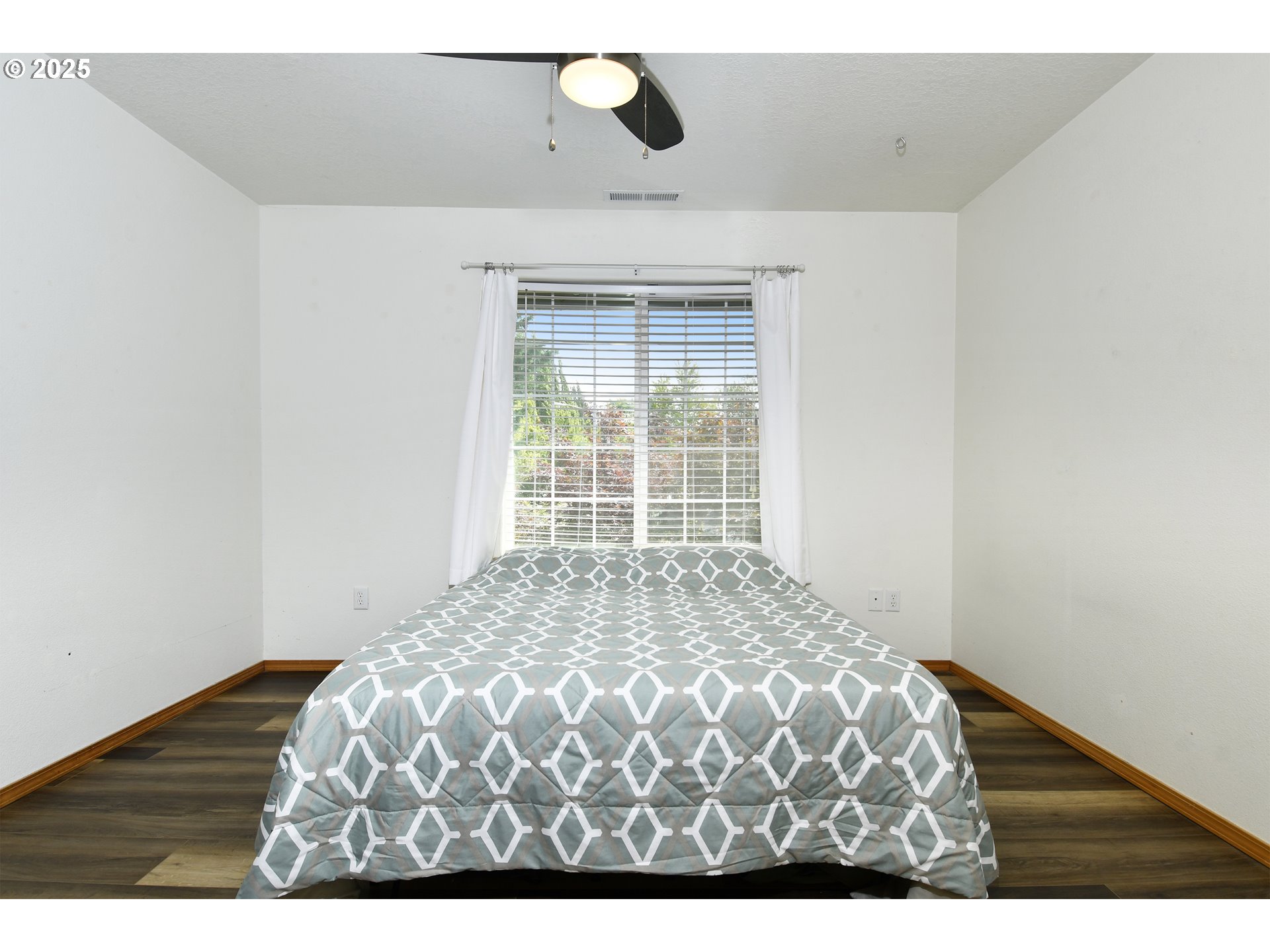 2036 NW WOODLAND DR, McMinnville