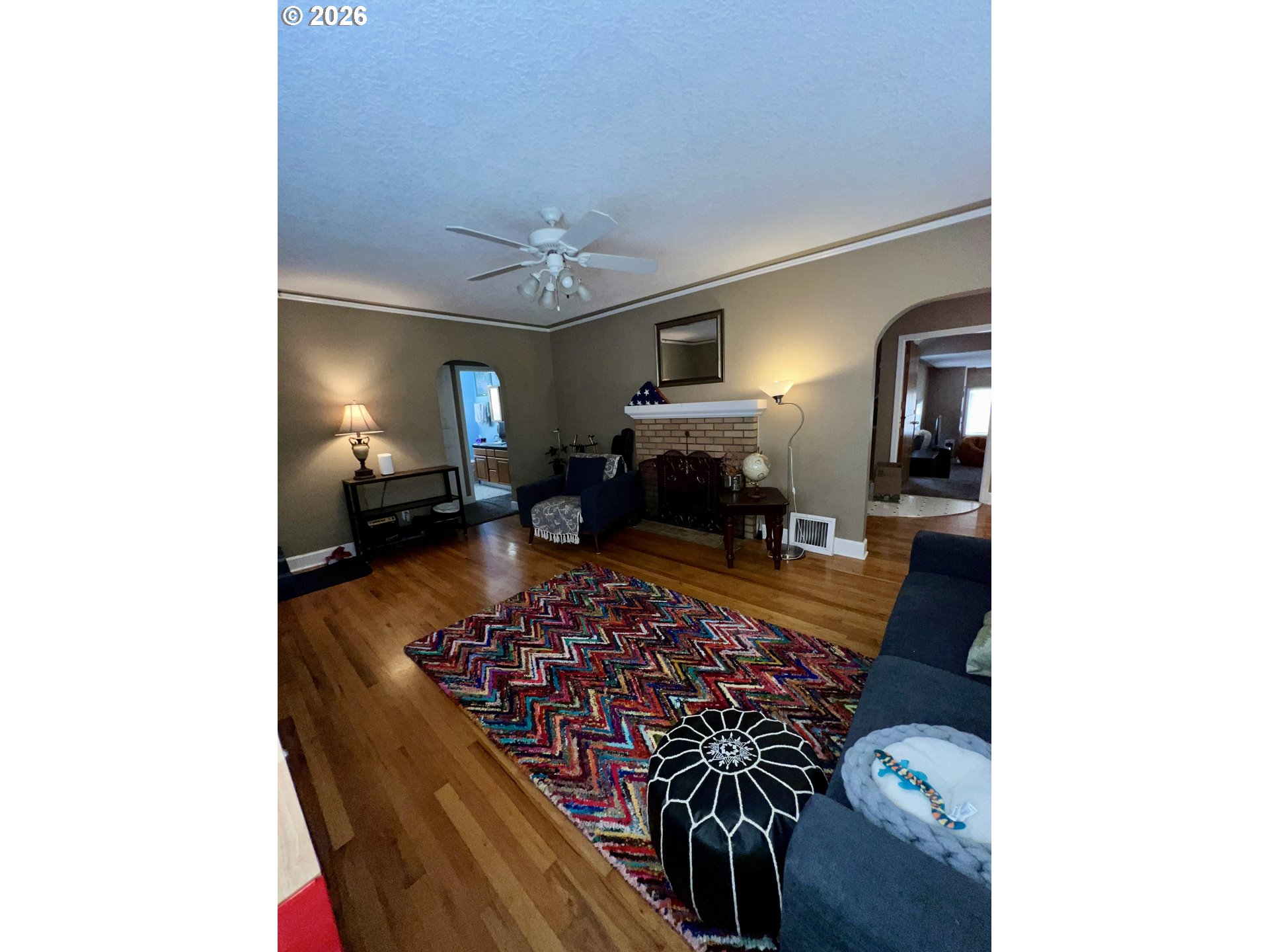414 W 20TH ST