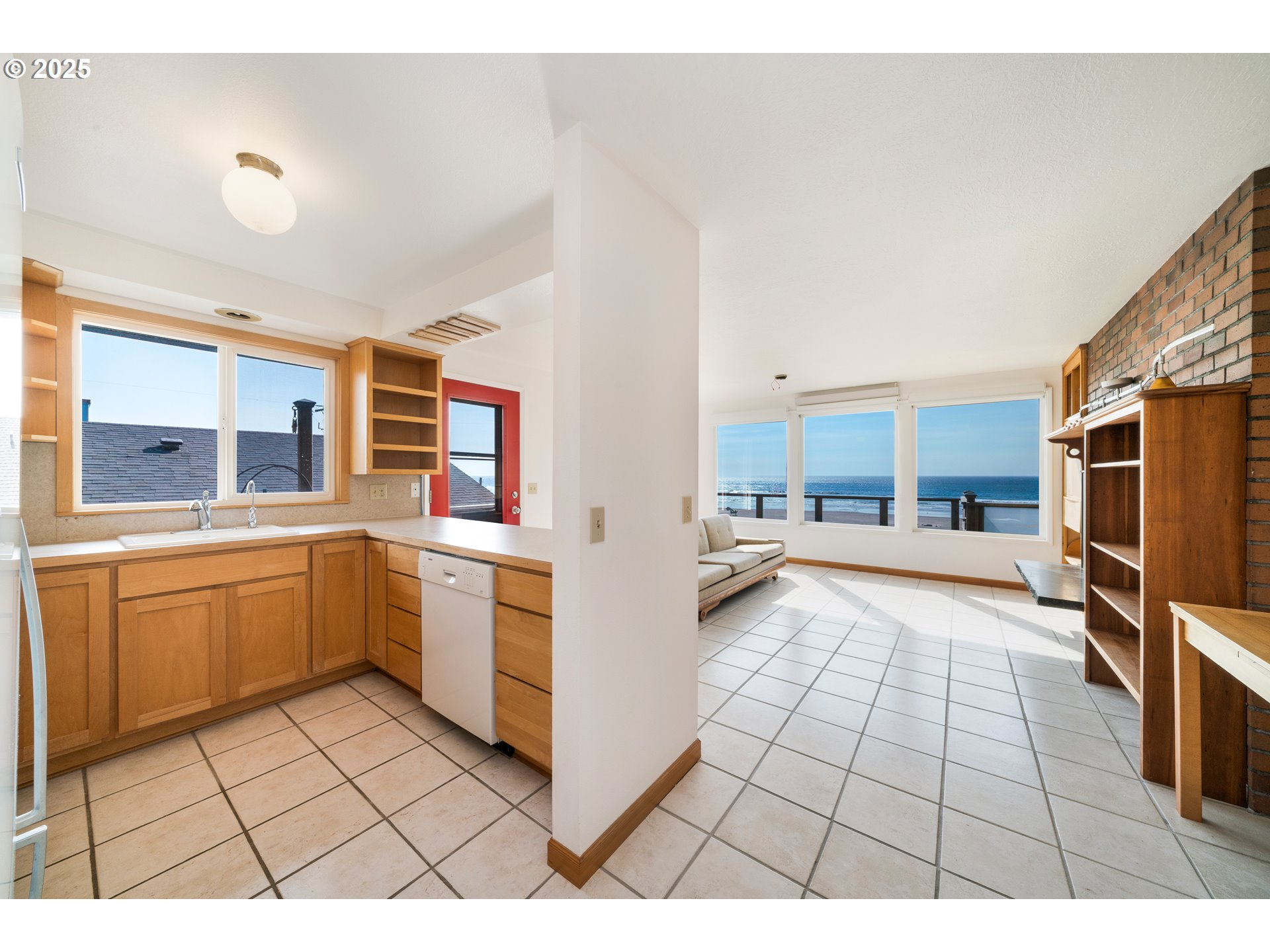 640 OCEAN RD, Manzanita