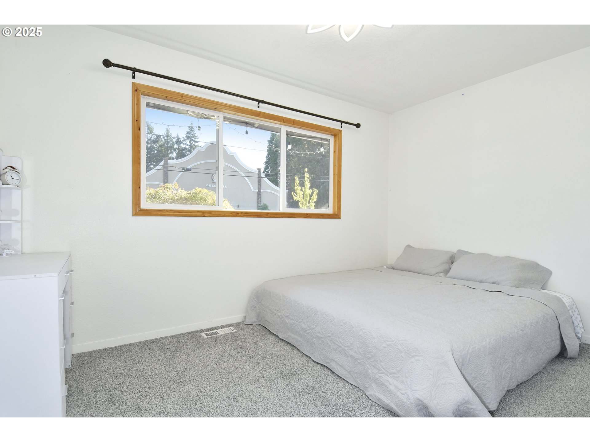 617 NE 192ND AVE, Portland