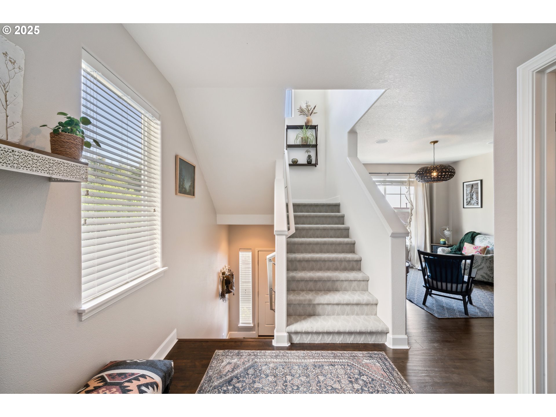 4300 SEQUOIA LOOP