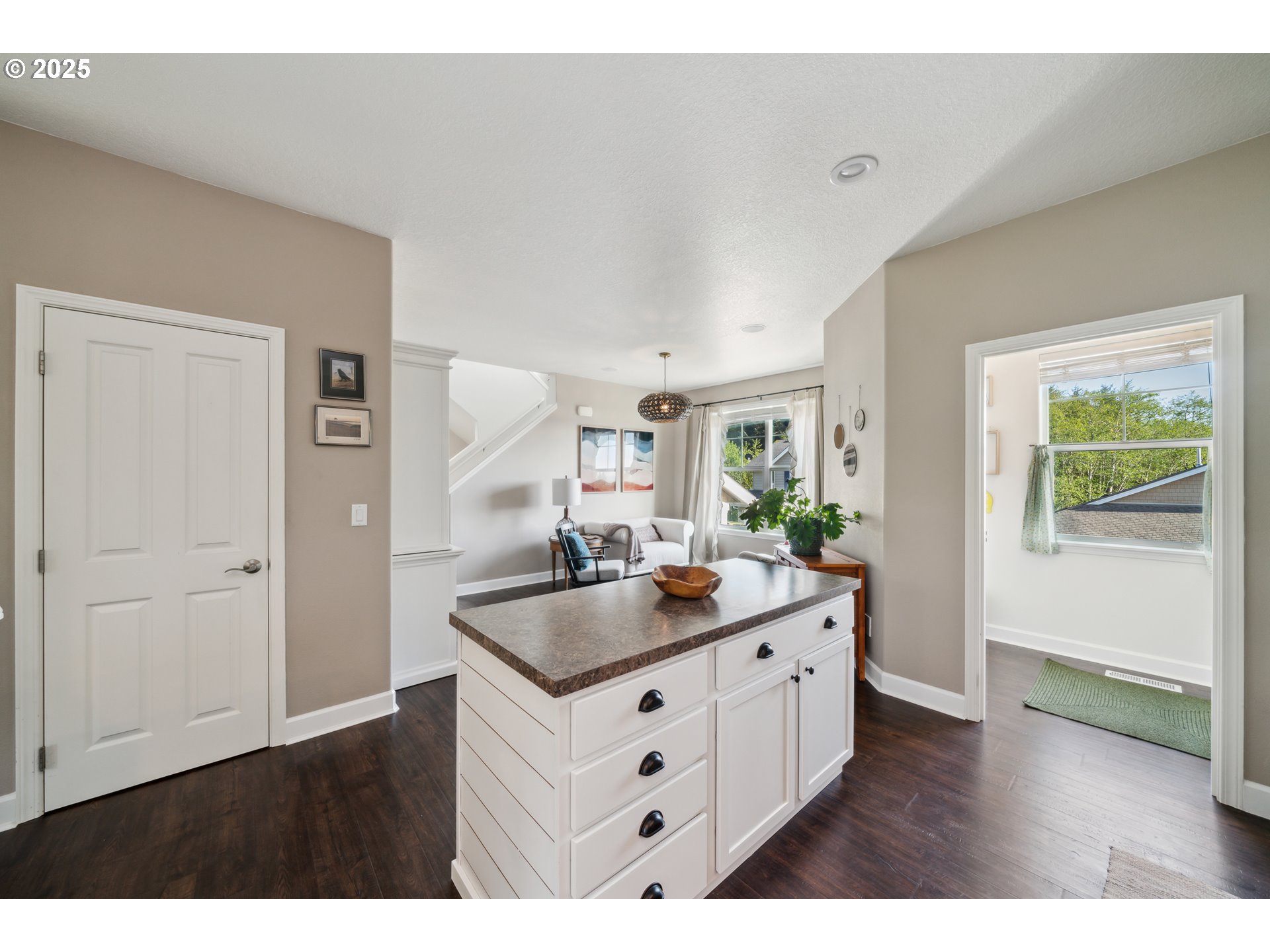 4300 SEQUOIA LOOP