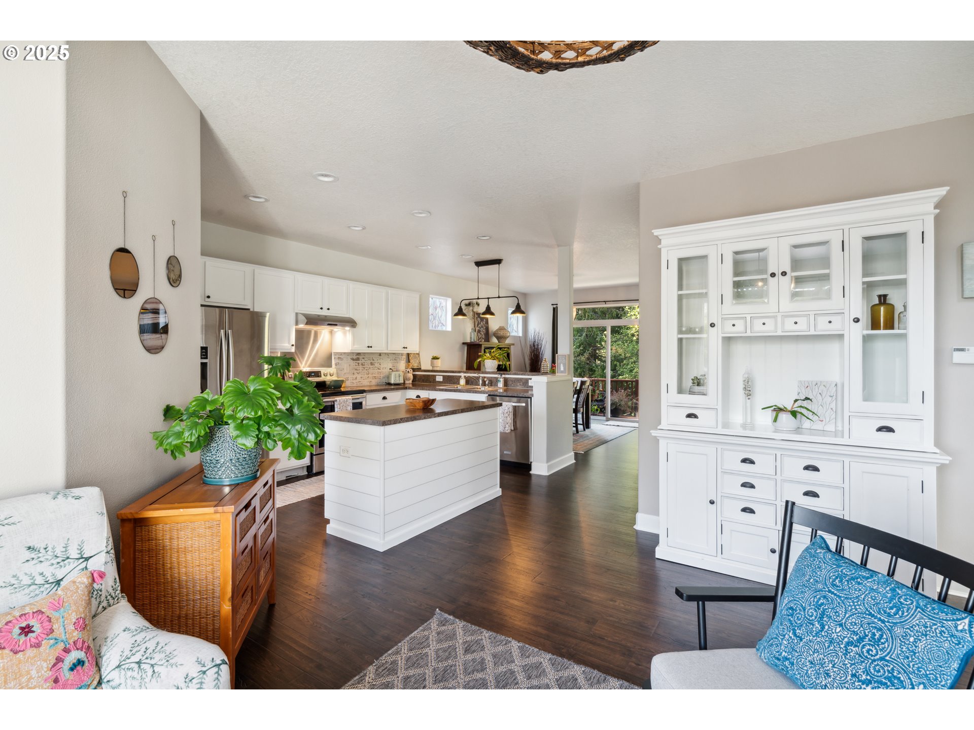 4300 SEQUOIA LOOP