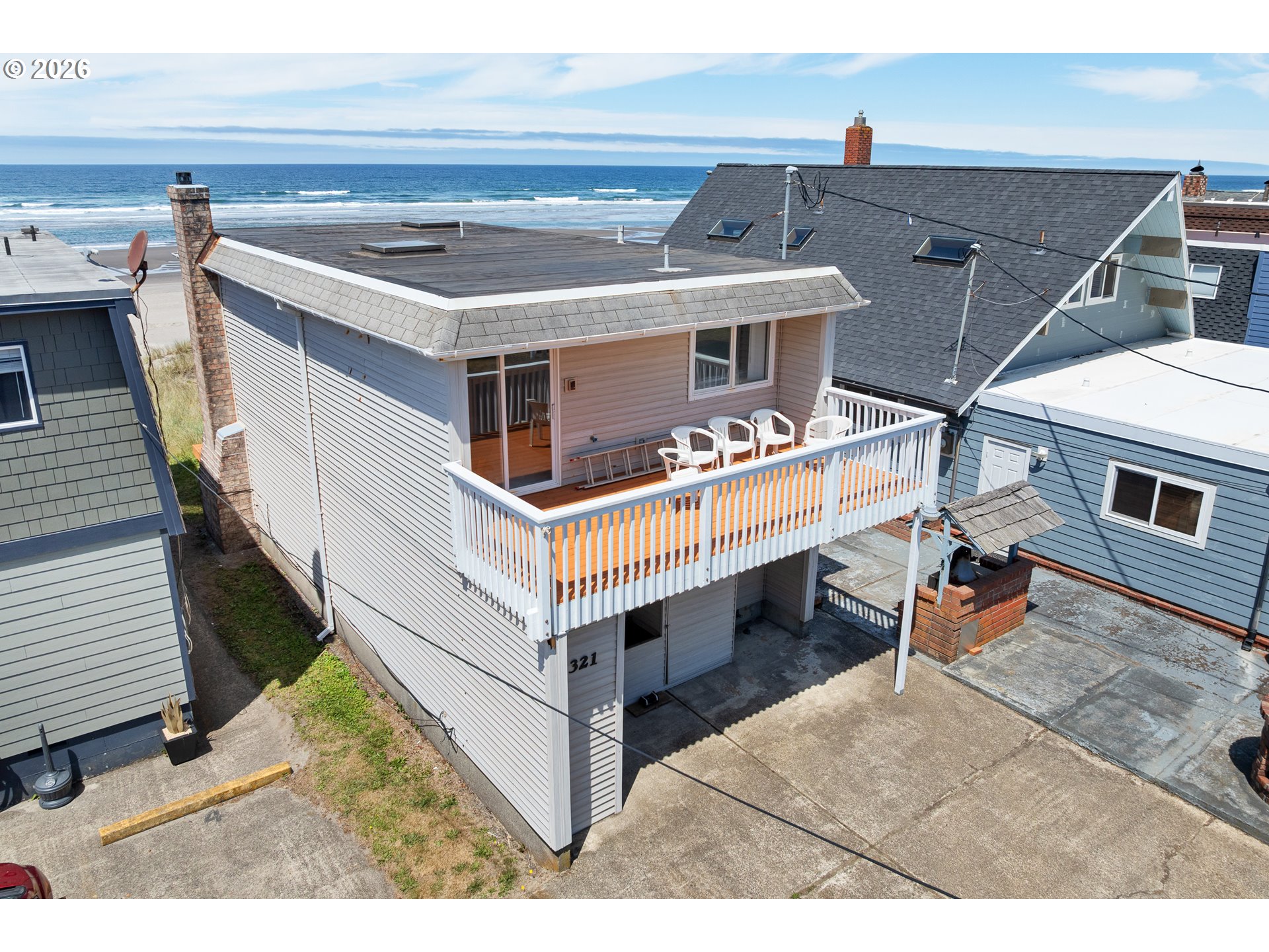 321 N PACIFIC ST