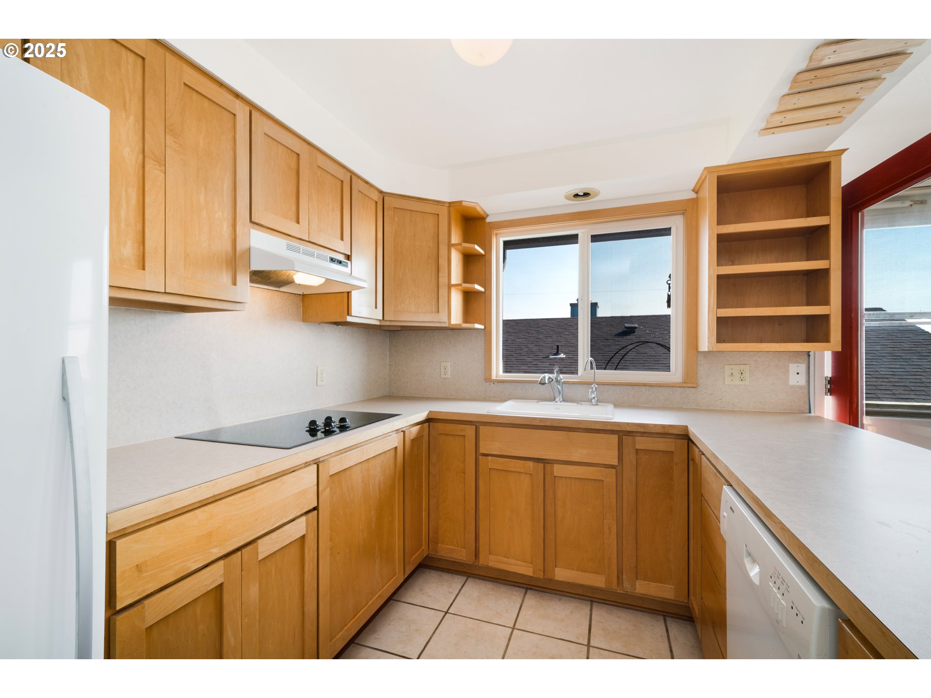 640 OCEAN RD