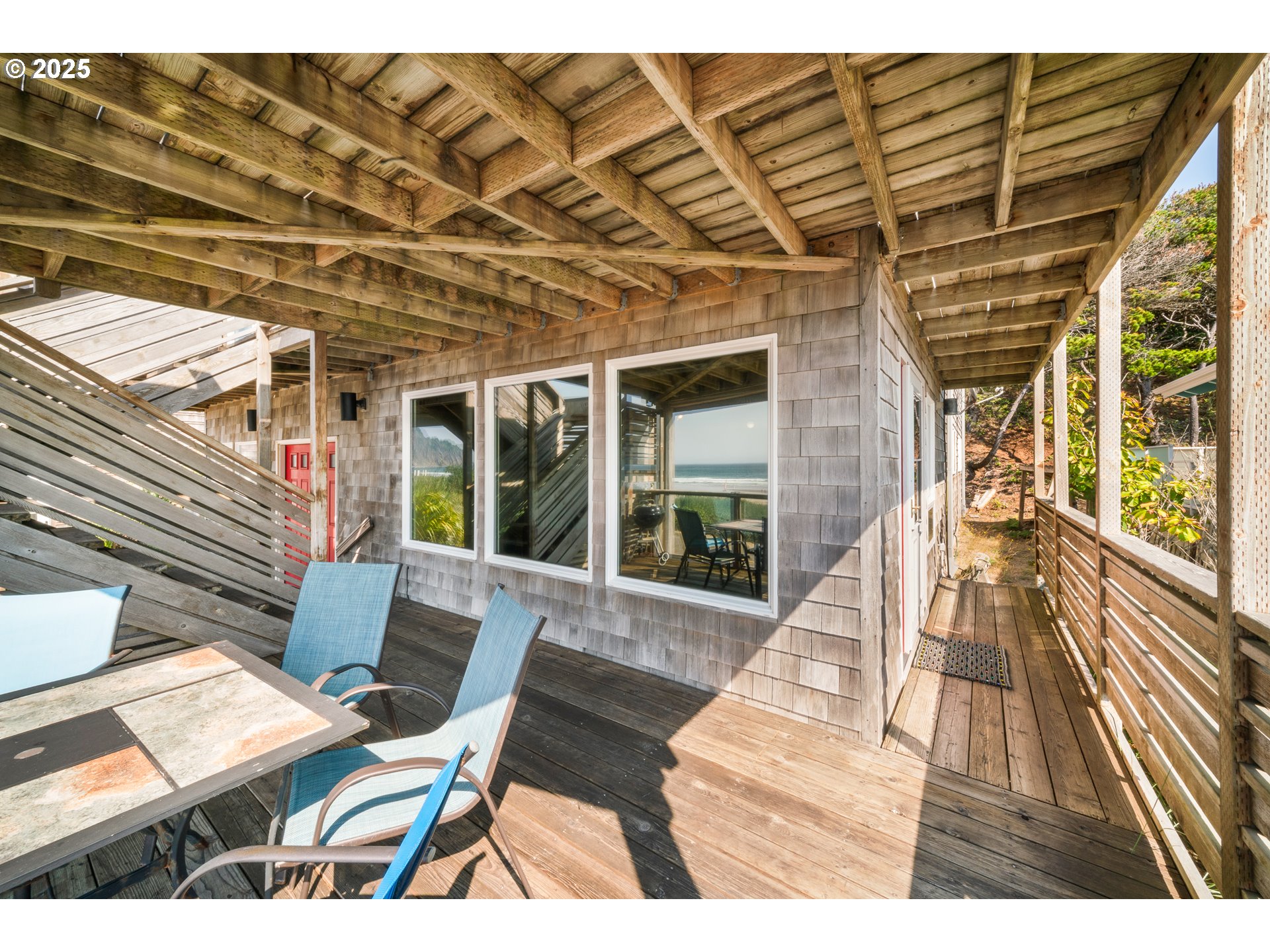 640 OCEAN RD