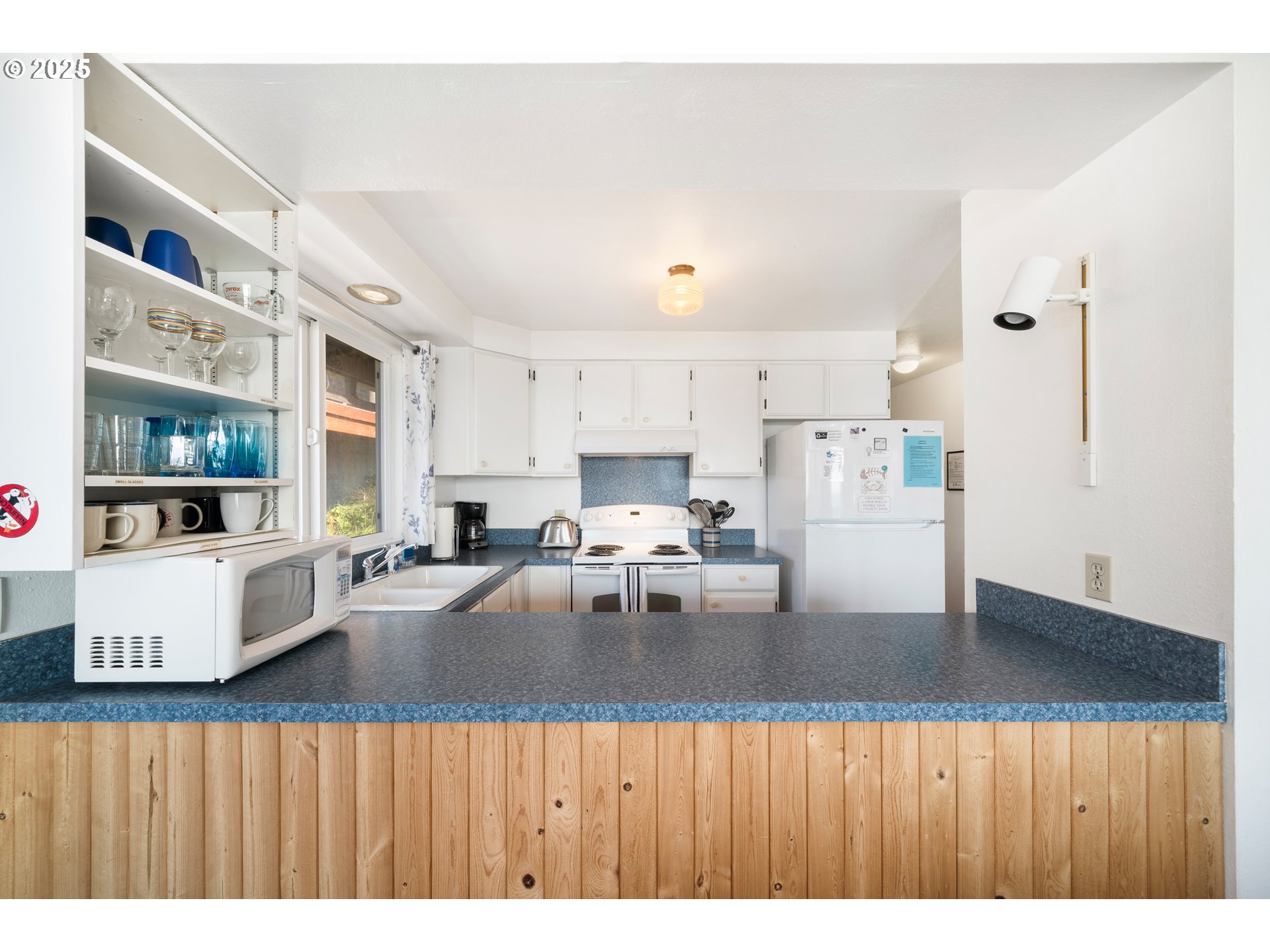 640 OCEAN RD