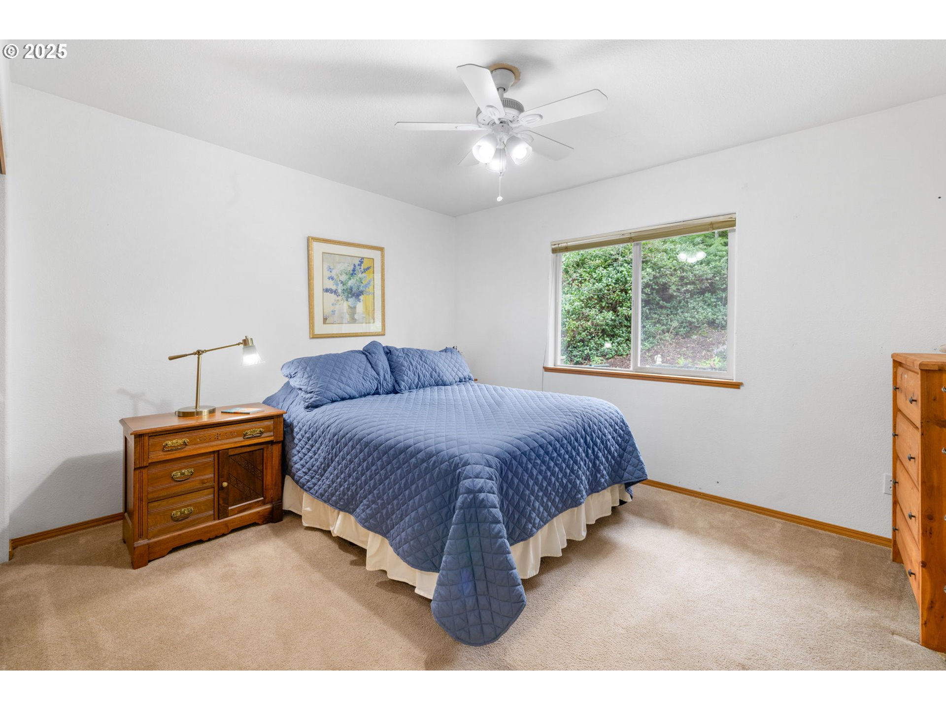142 S QUADRANT ST