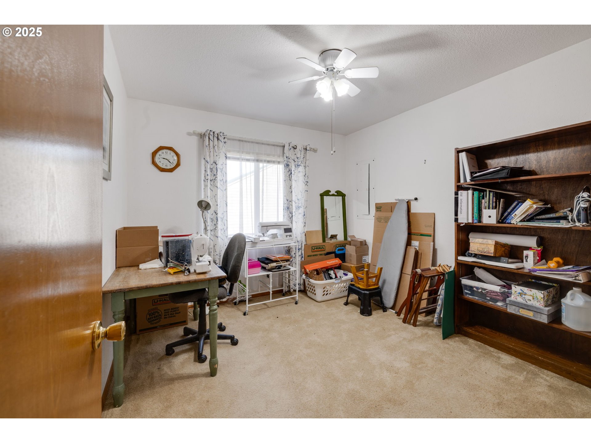 142 S QUADRANT ST