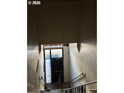 102 NW 4th AVE