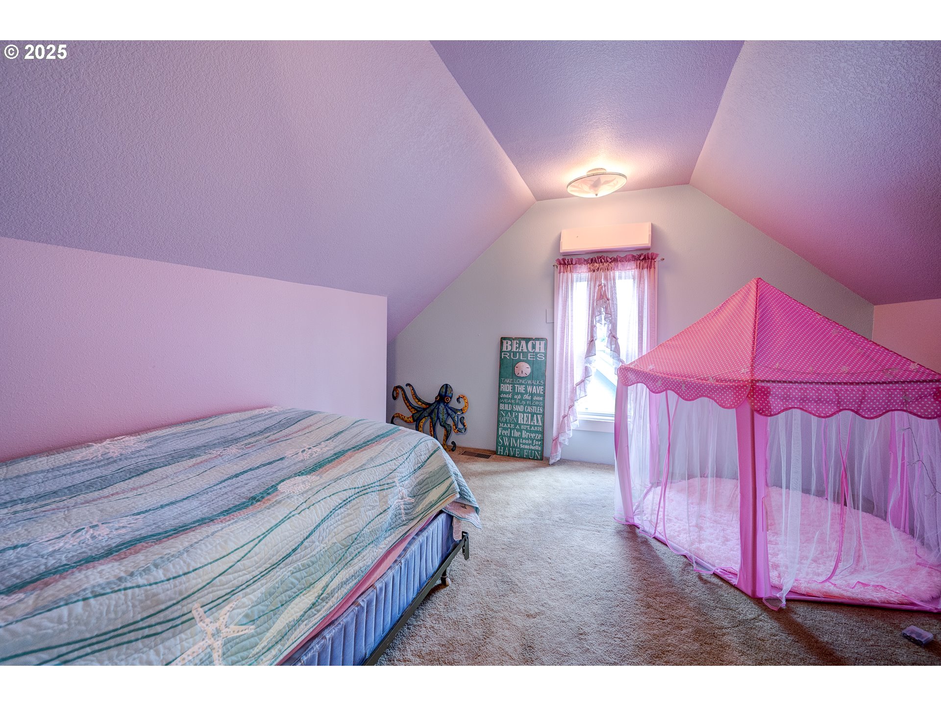 589 NW 3RD AVE