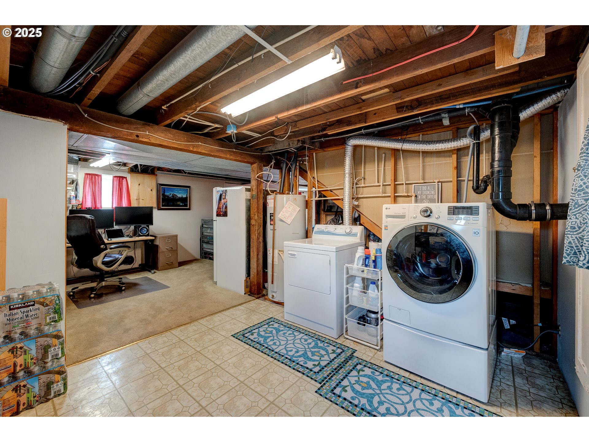 589 NW 3RD AVE
