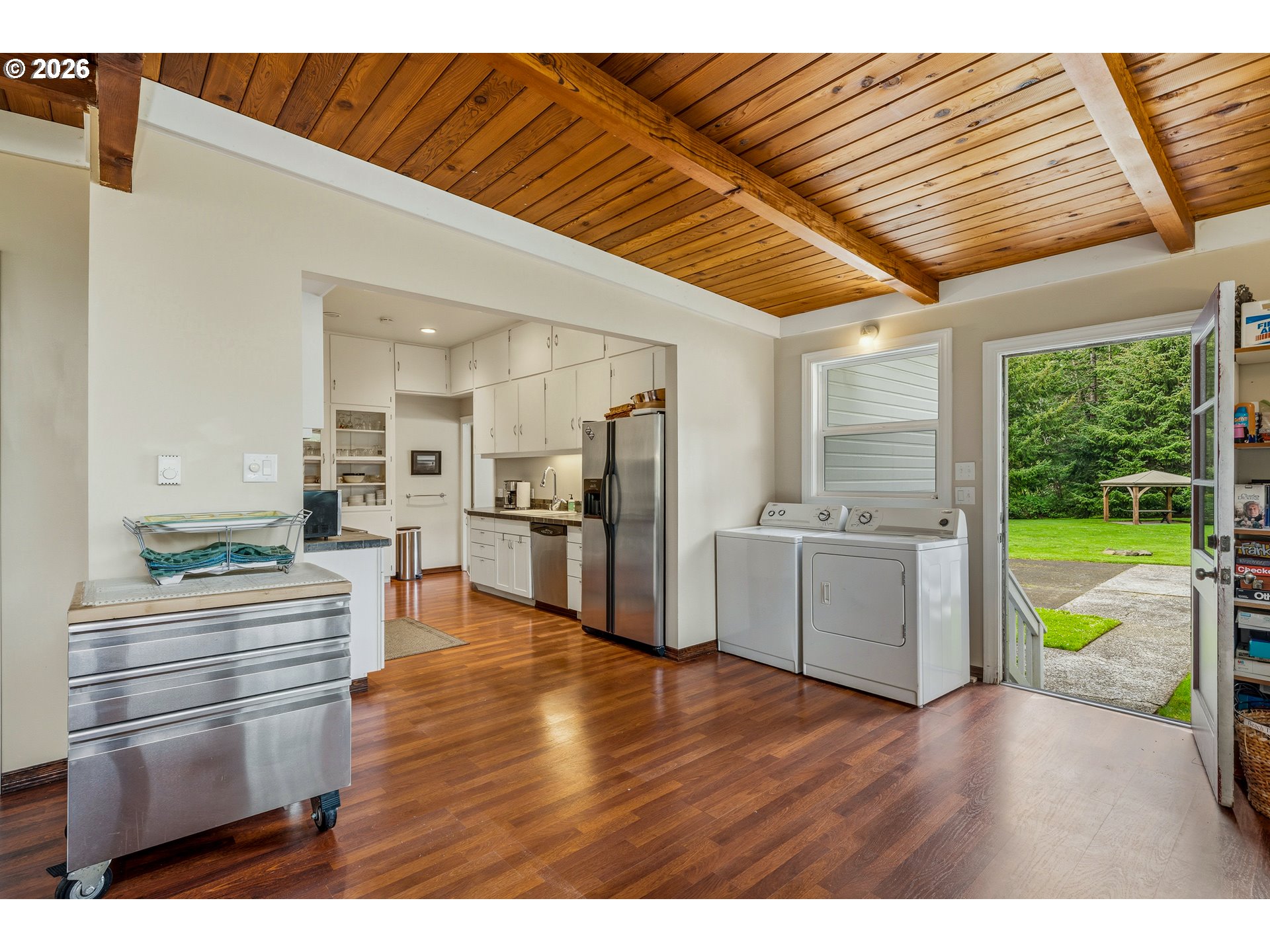 36725 N HWY 101