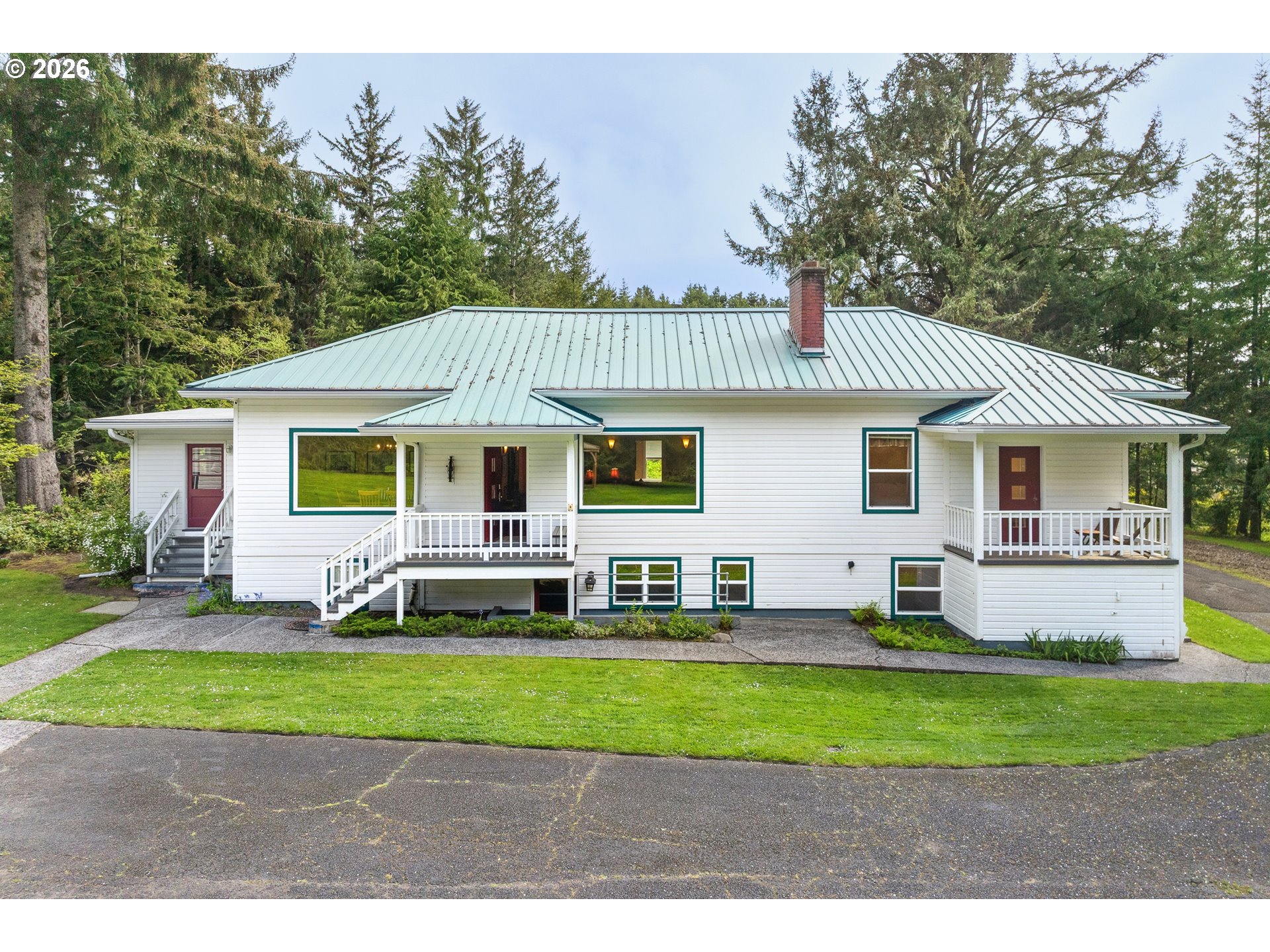 36725 N HWY 101