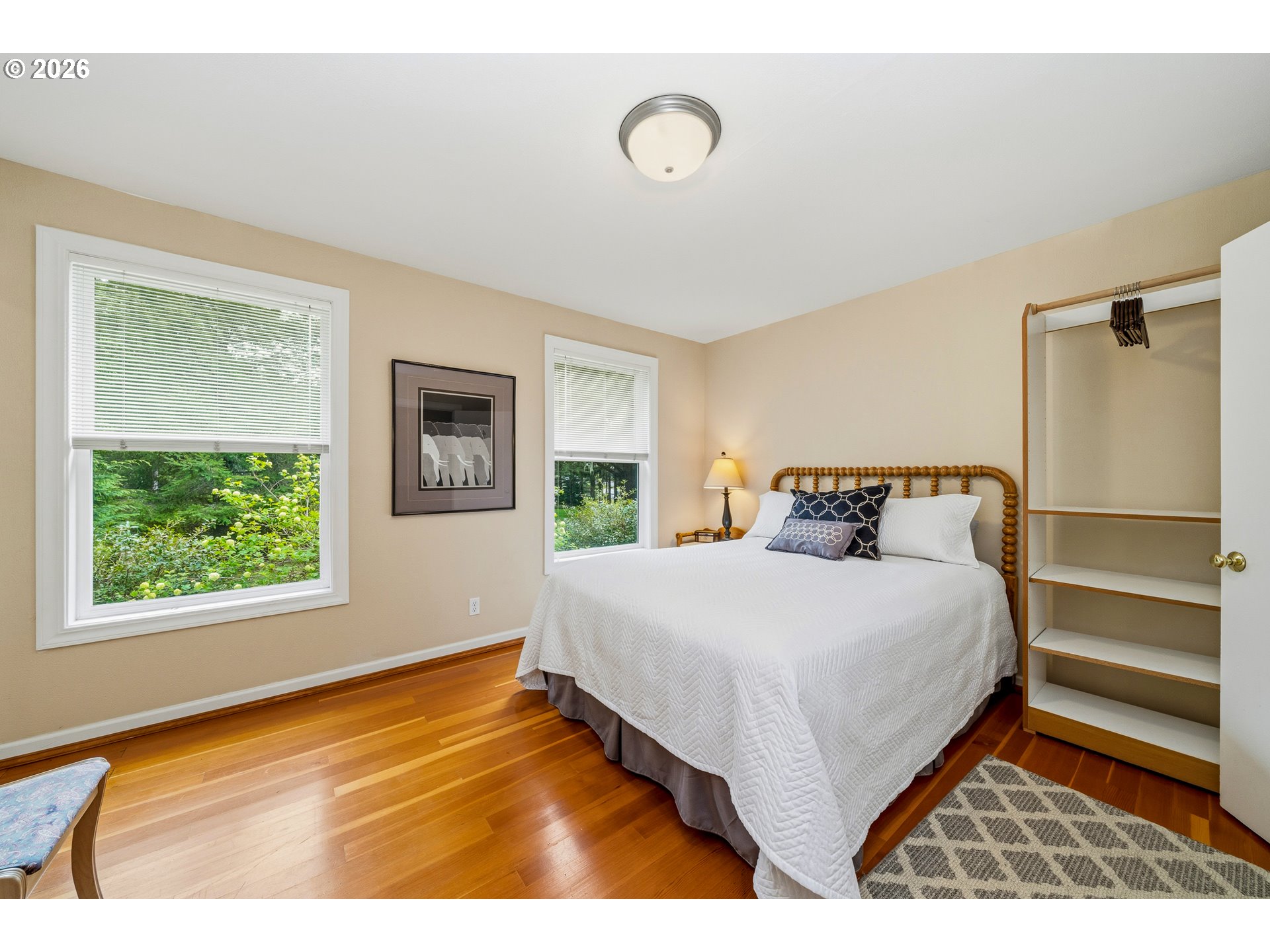 36725 N HWY 101
