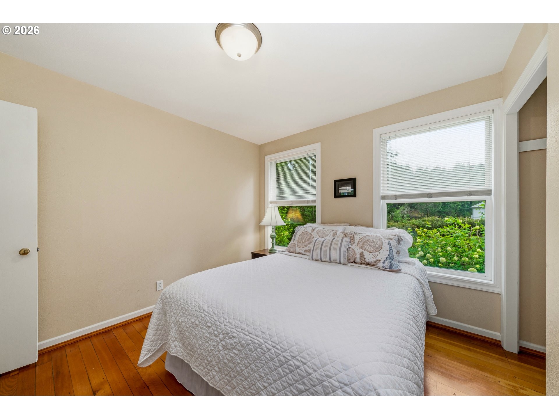 36725 N HWY 101