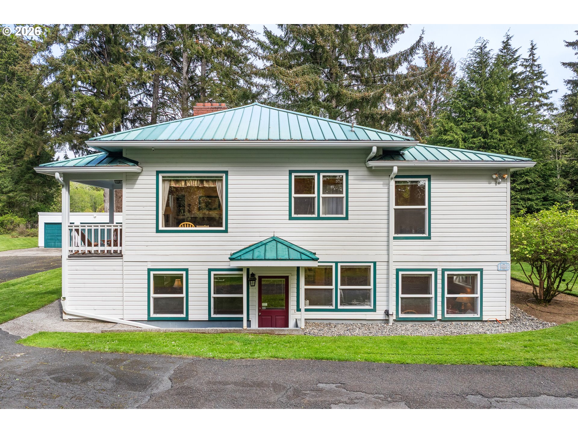 36725 N HWY 101