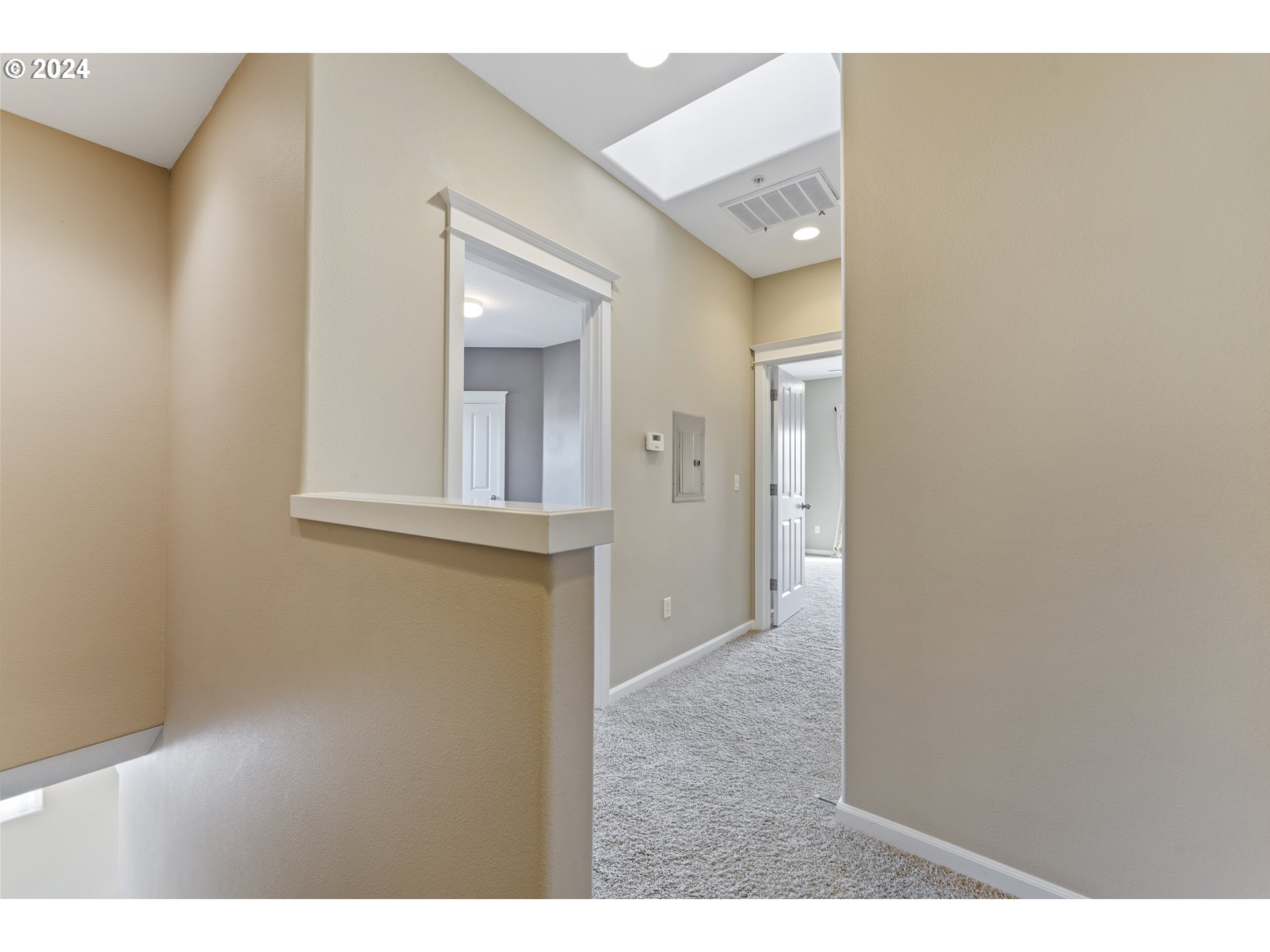 10675 NE RED WING WAY