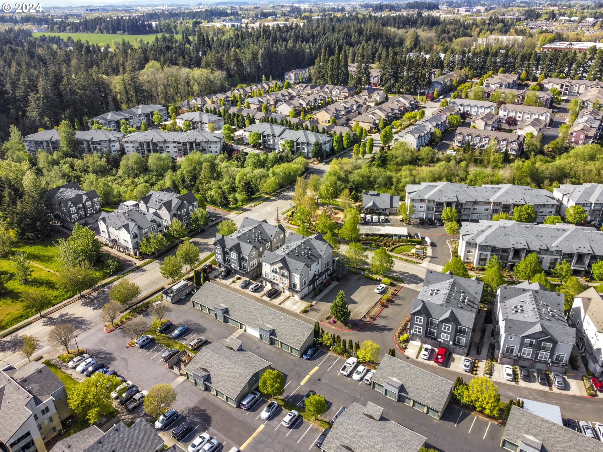 10675 NE RED WING WAY