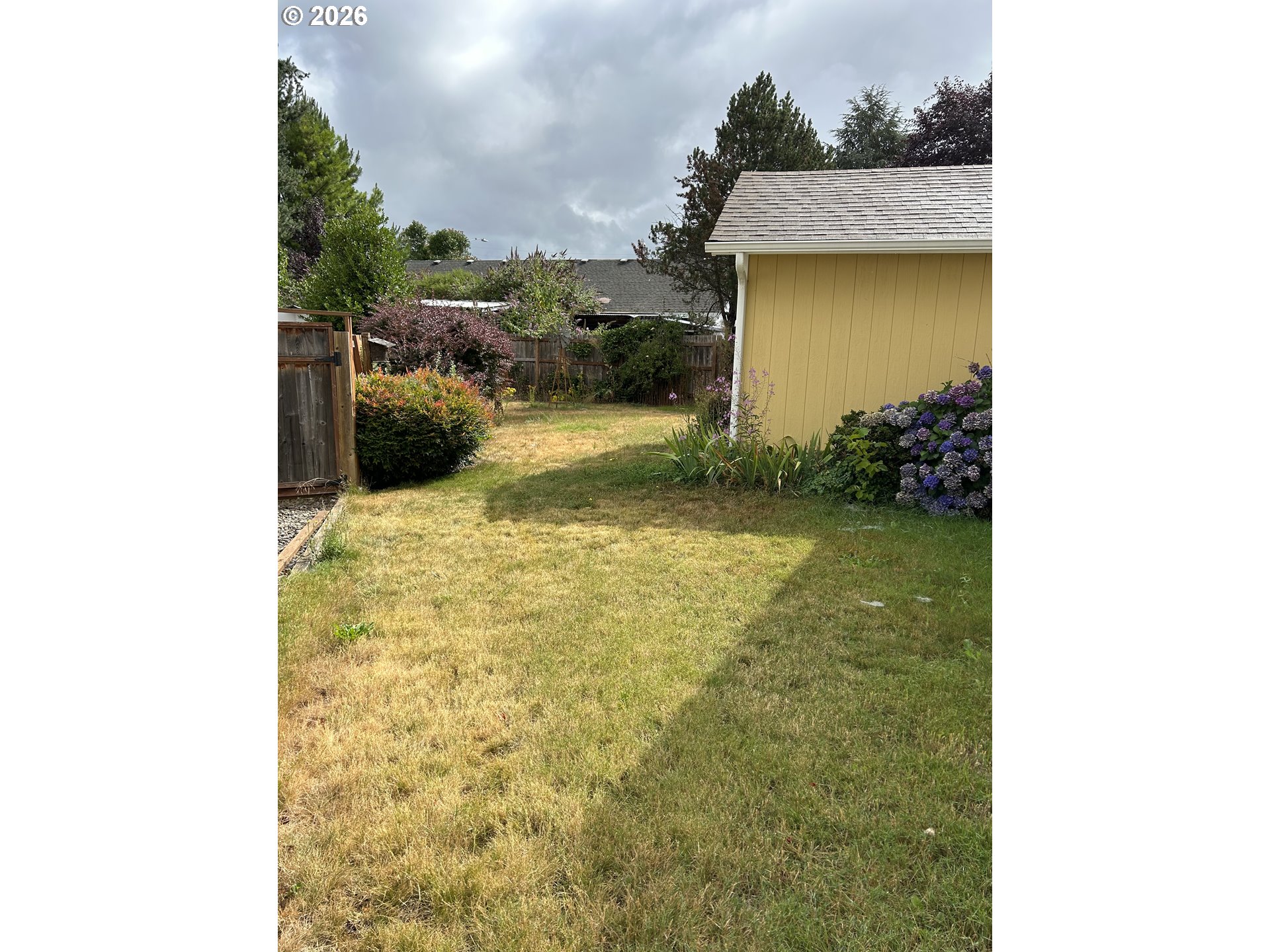 1010 NW CAZADERO CT