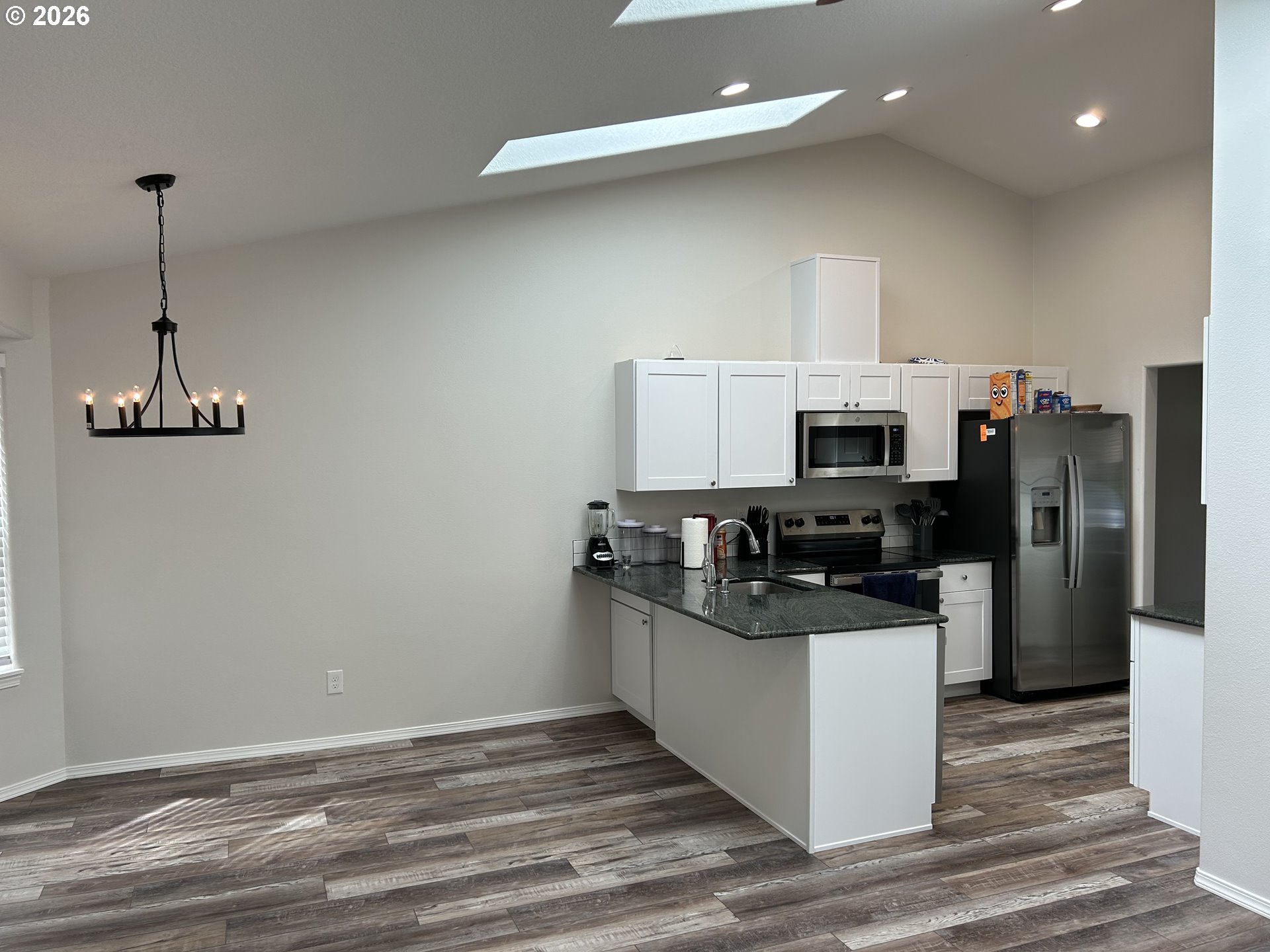 1010 NW CAZADERO CT