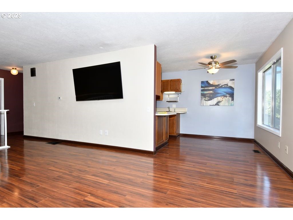 3016 NE 149TH AVE