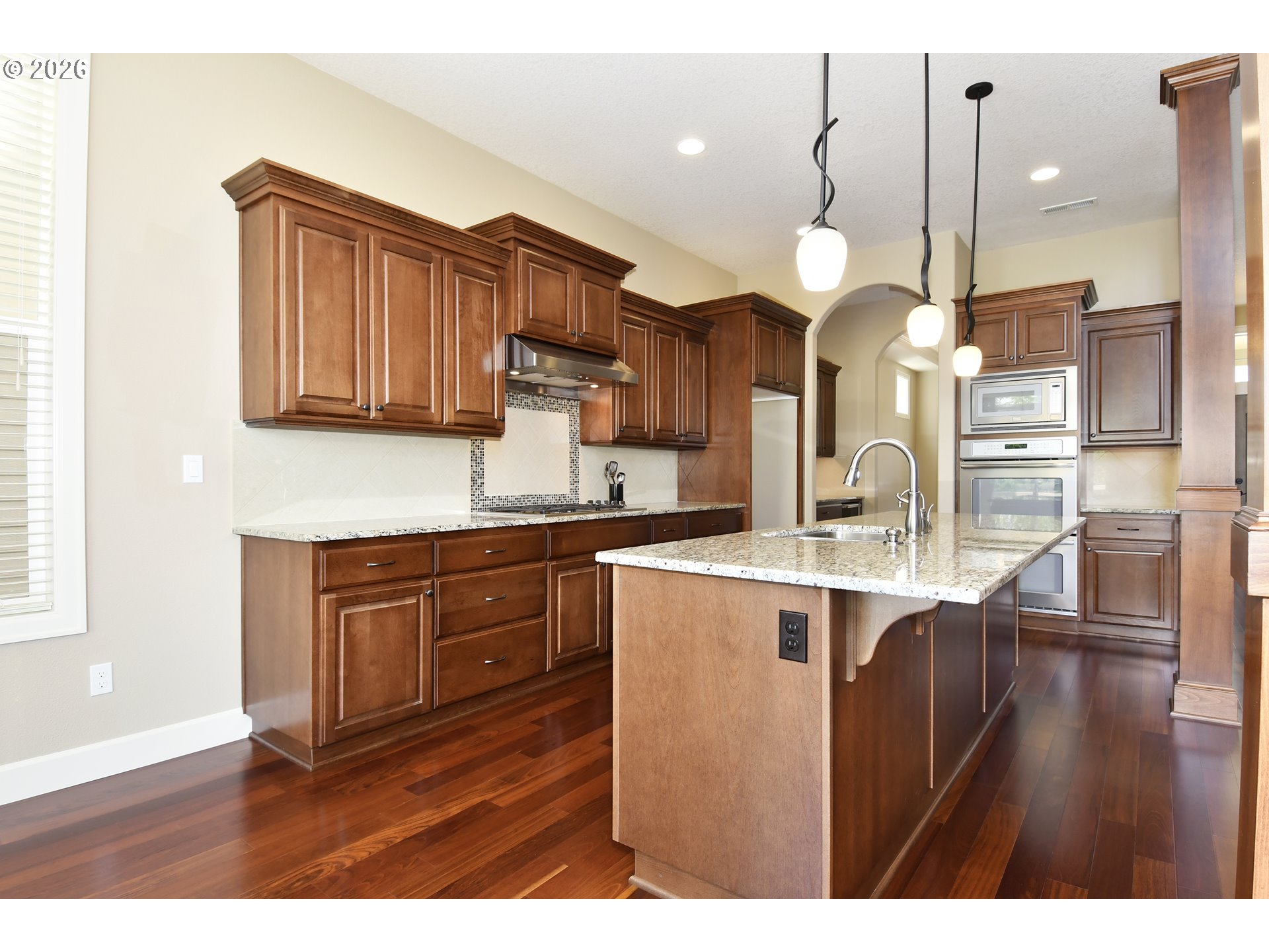 15325 NW DOMINION DR
